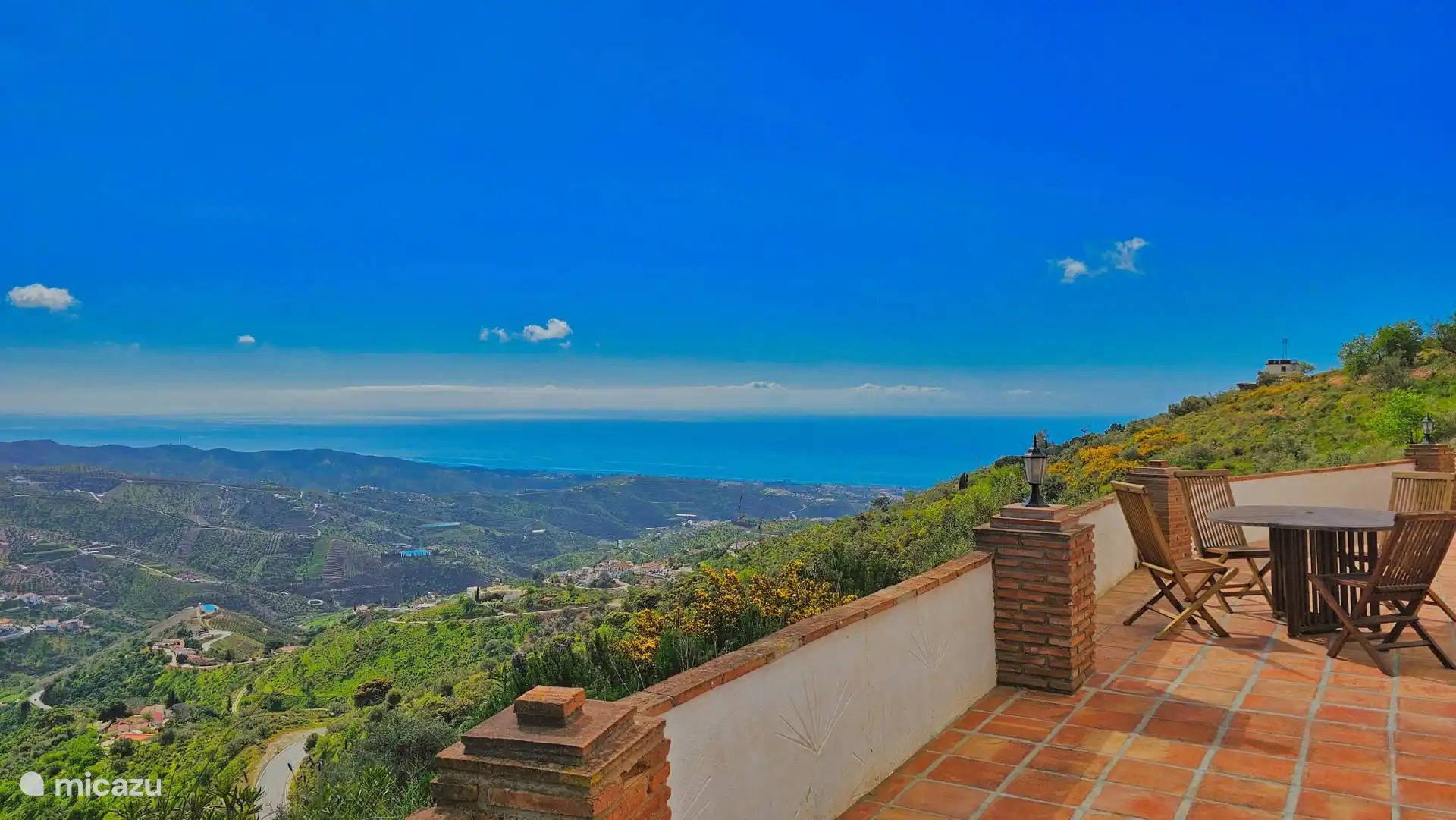 Uitzicht van Nerja tm Málaga Stad