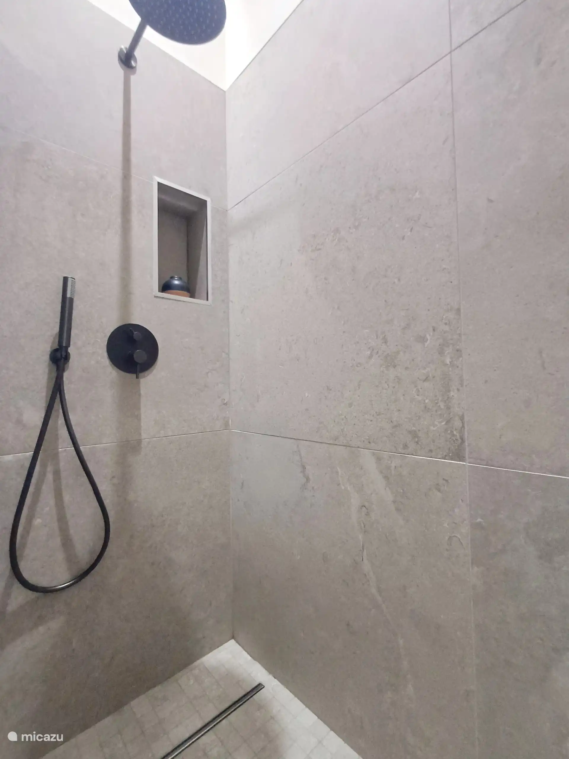 Tweede slaapkamer douche