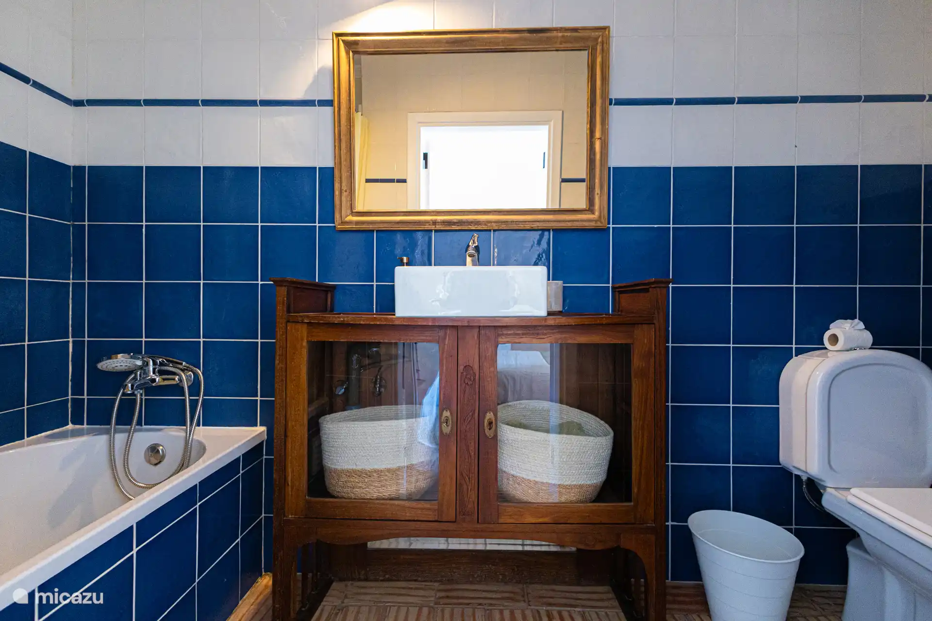 Bathroom second floor