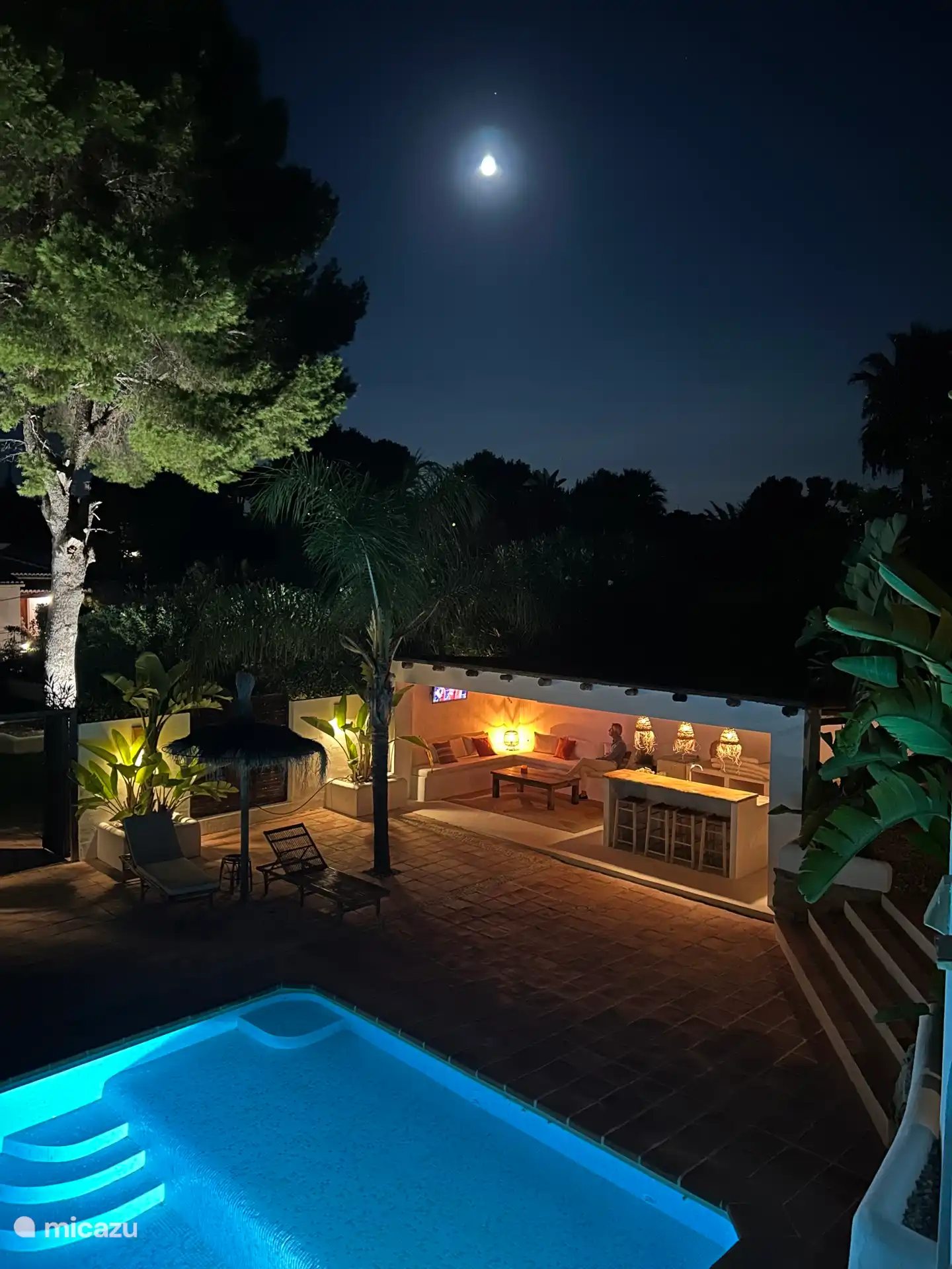 Pool house en buitenkeuken