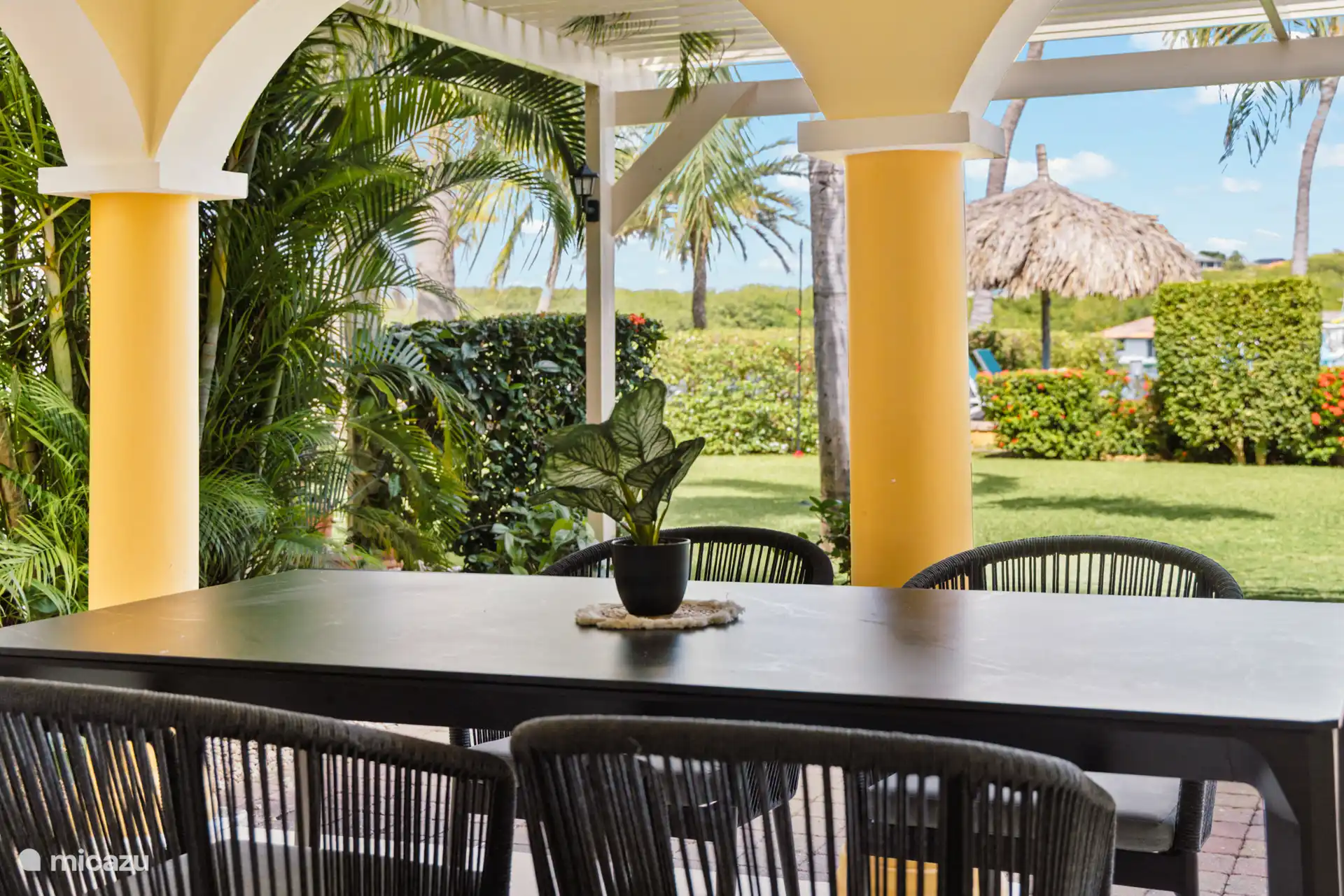 Ruime eettafel voor gezellige momenten