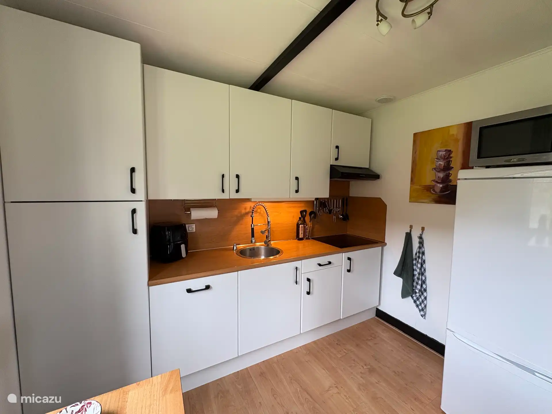 Open kitchen with all necessities