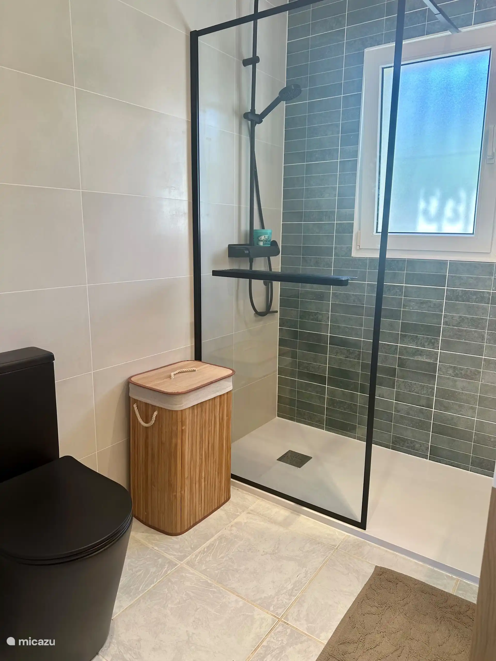 Badezimmer 2