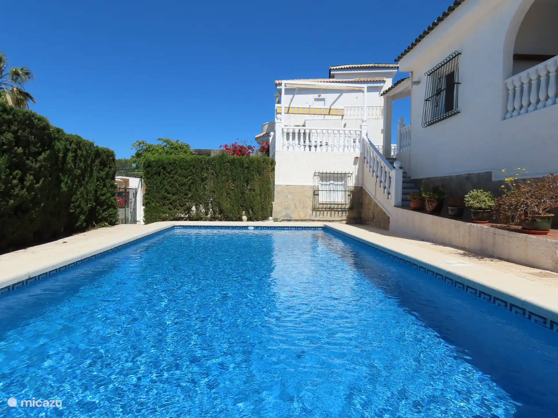 Groot privé zwembad van 4M-8M