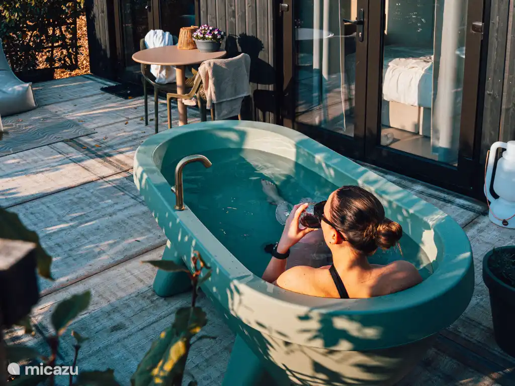 Location de Vacances Limbourg, Pays-Bas, tiny house -  Petite suite de luxe avec bain de jardin