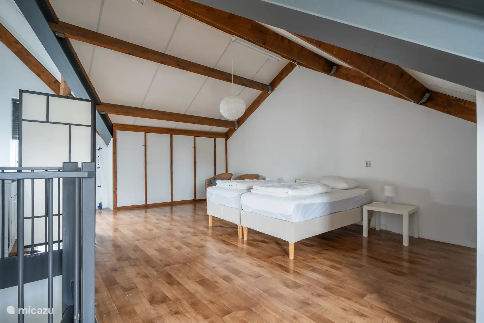 Slaapkamer woning 2 bedden