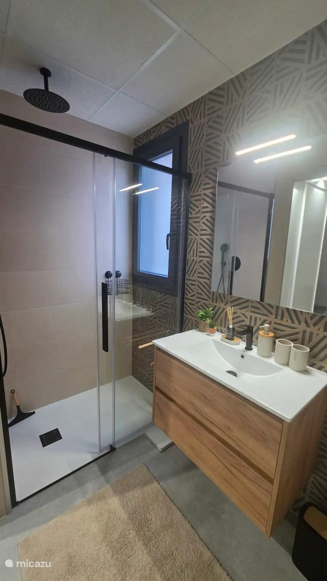 Baño en el dormitorio principal