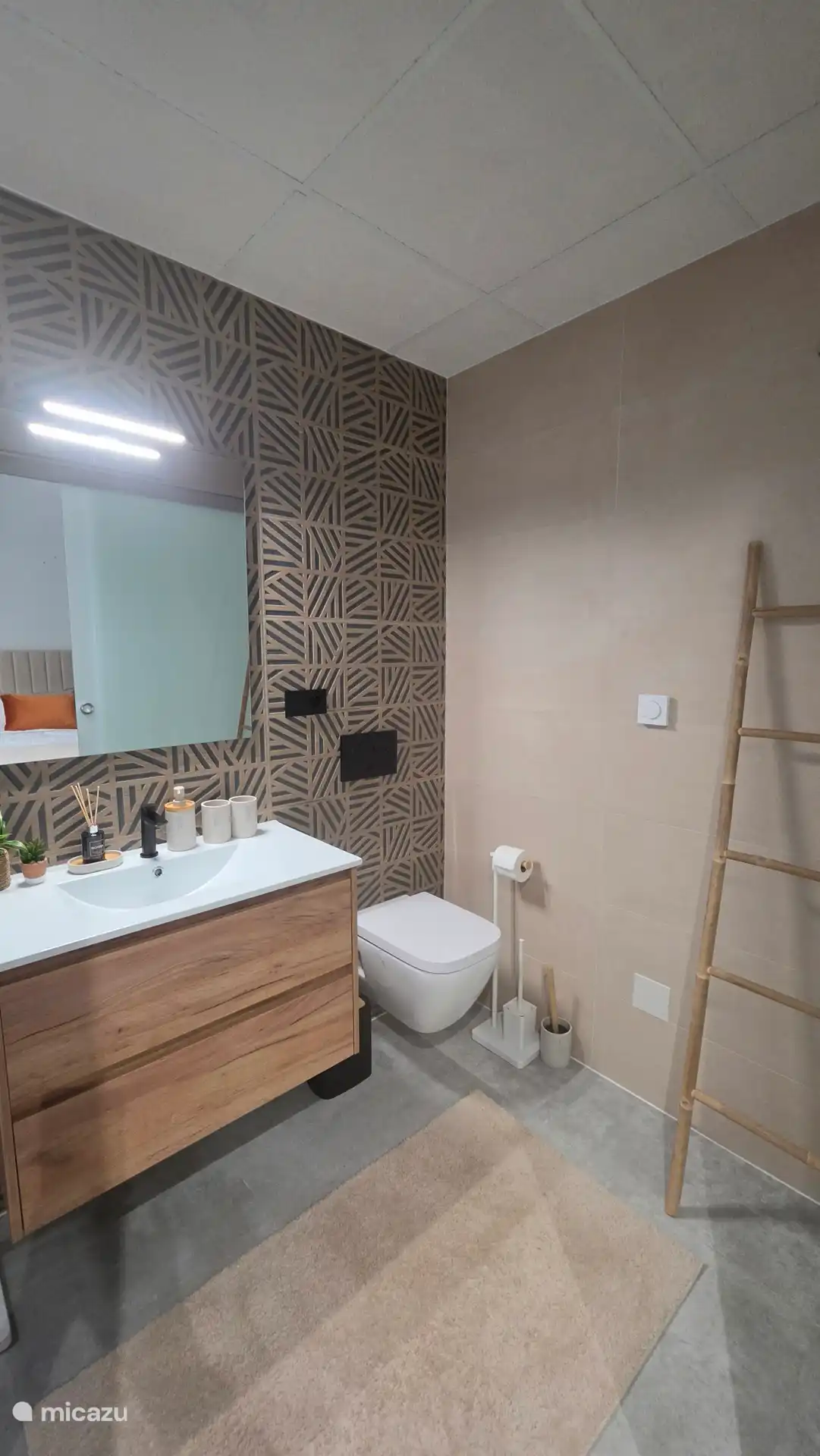 Baño en el dormitorio principal