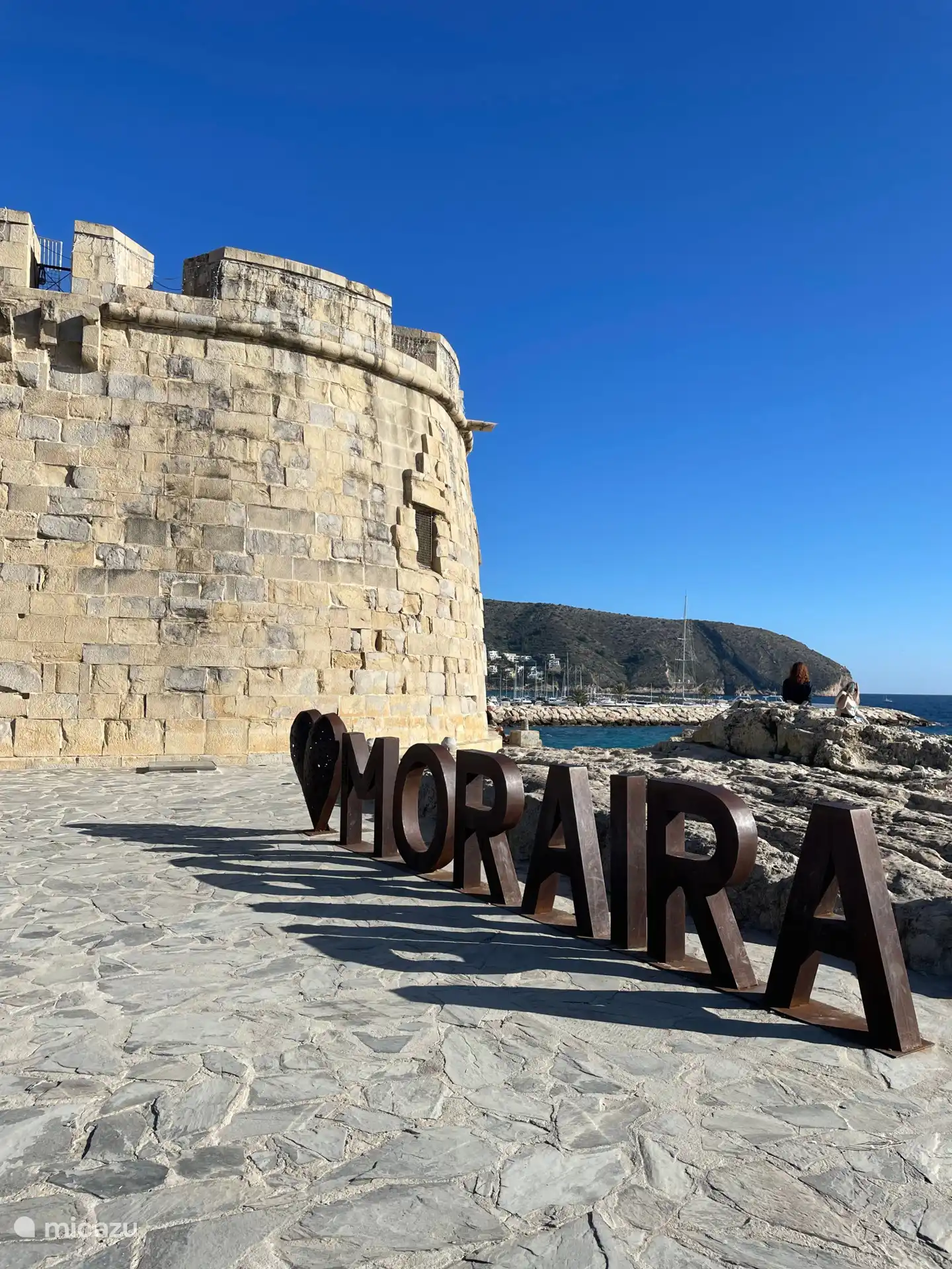 Ontdek vanuit je vakantiehuis het charmante dorpje Moraira.