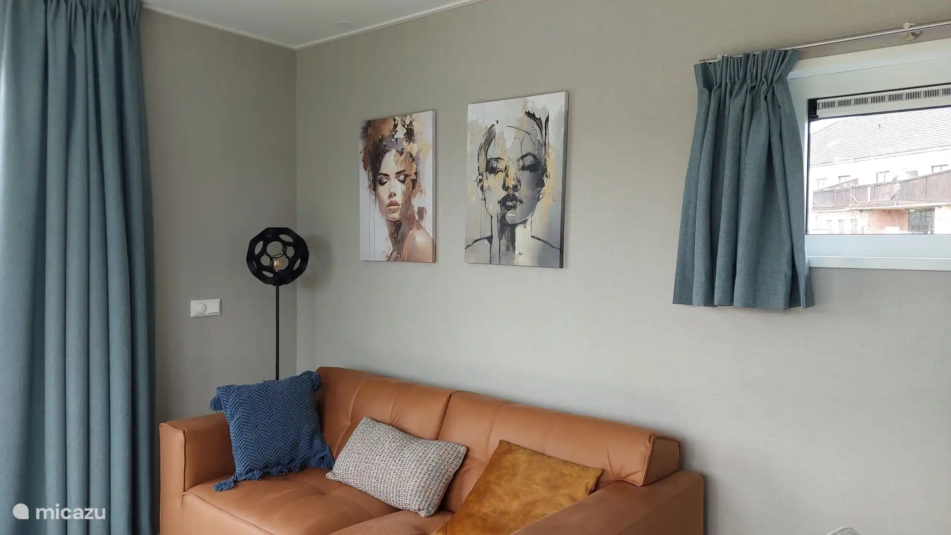 From the couch you can look outside. 