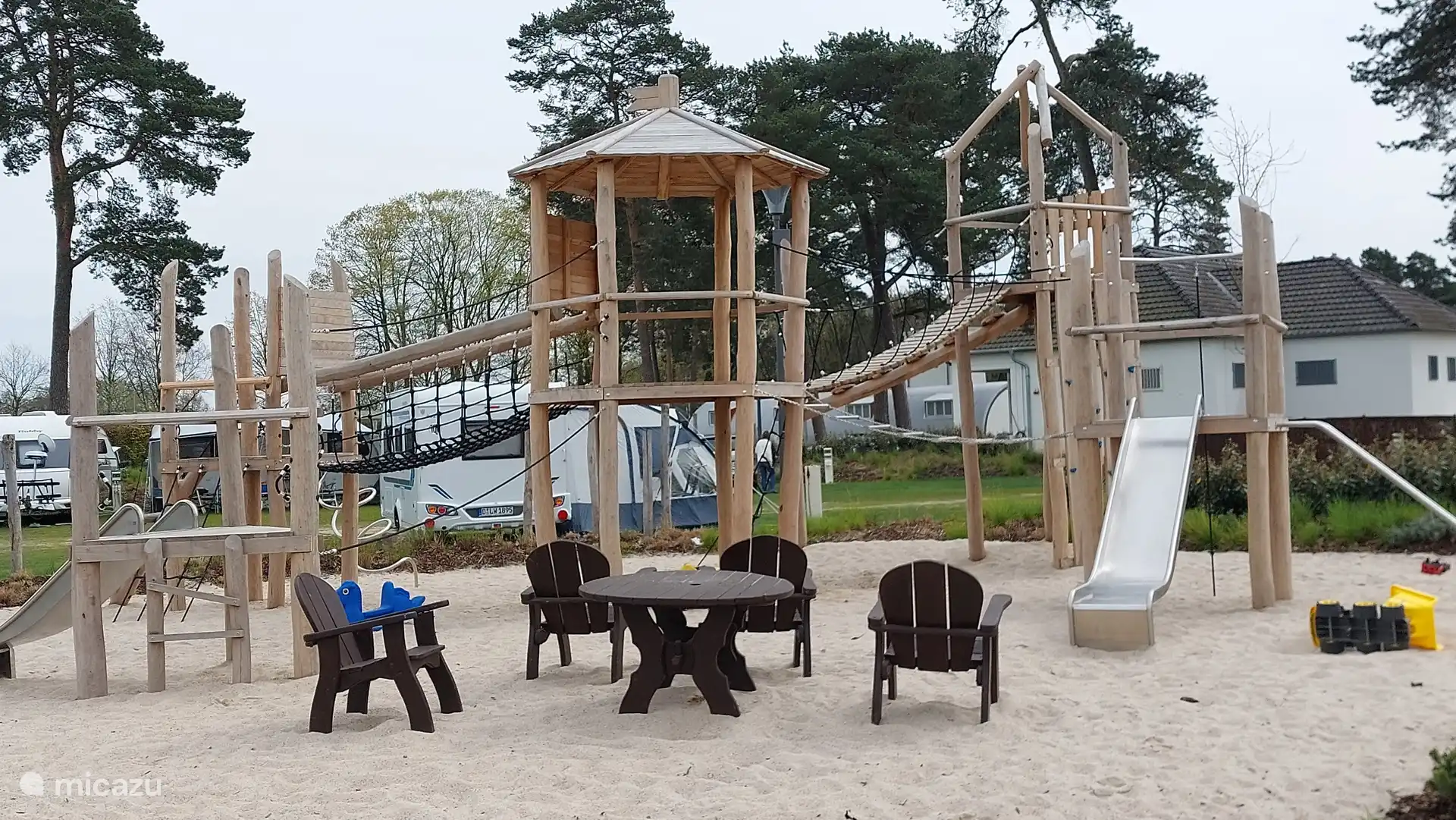 Playground is close by. Ideal for when you come with children. 