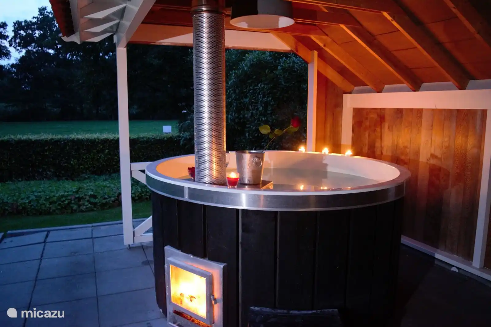 hottub by night