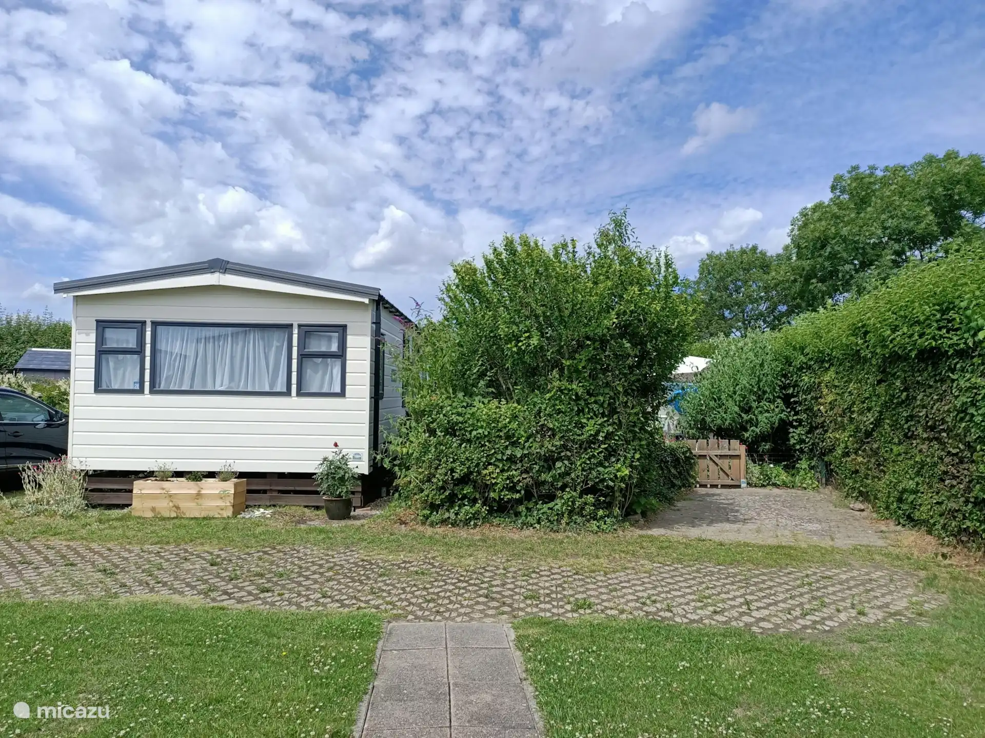 Rechts plek om de auto te parkeren