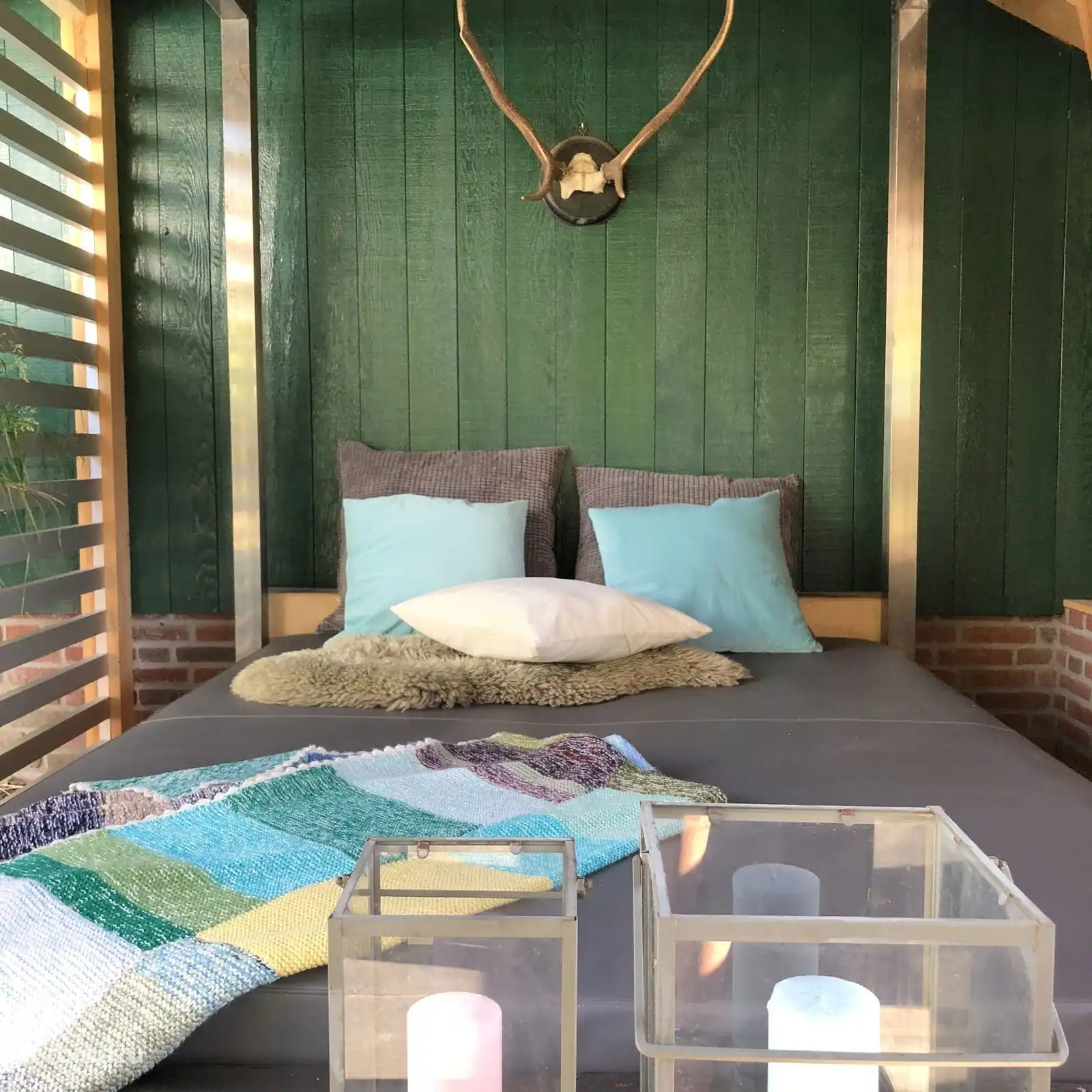 Direct vanuit de sauna even in de buitenlucht bijkomen