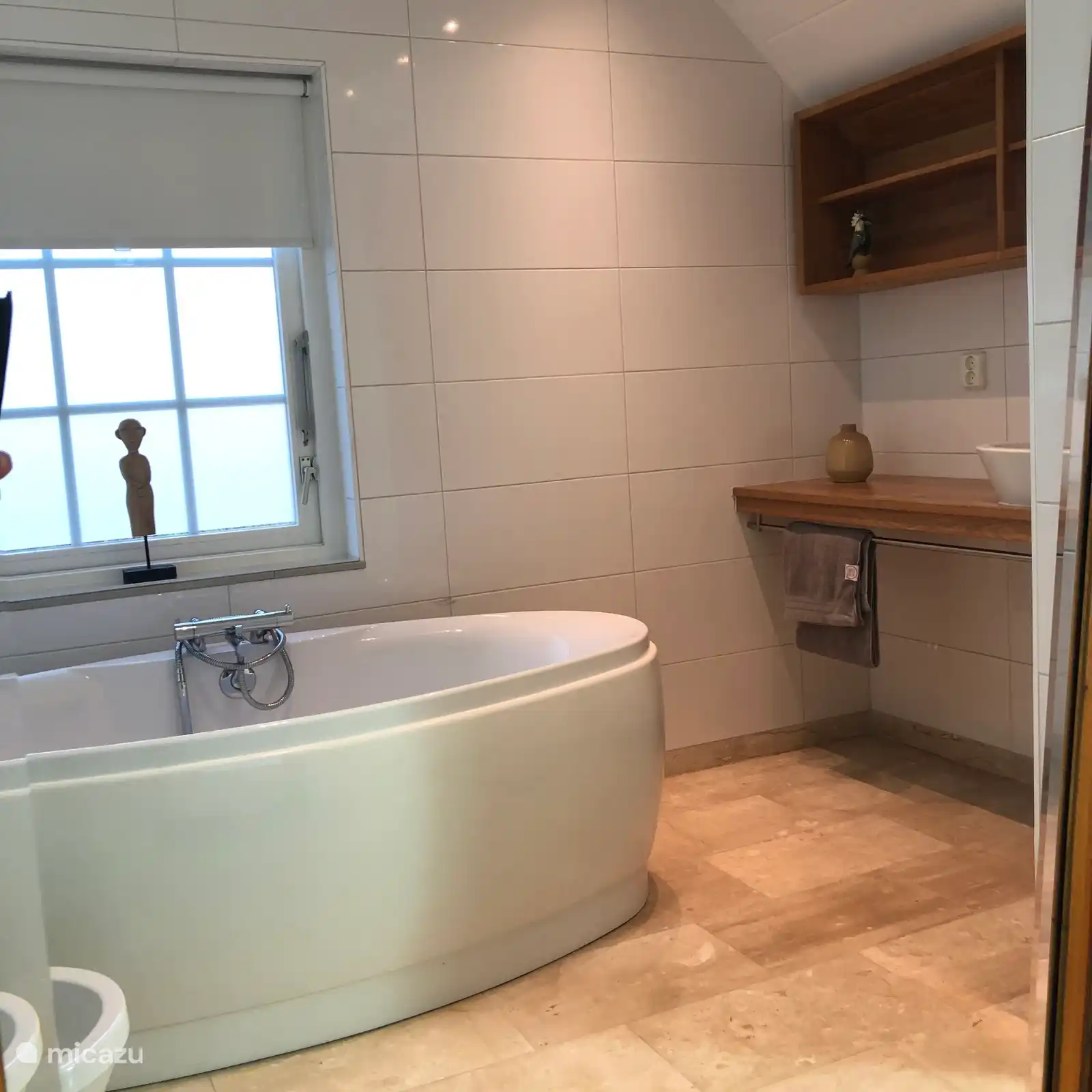 Vrijstand ligbad van de Kastanje