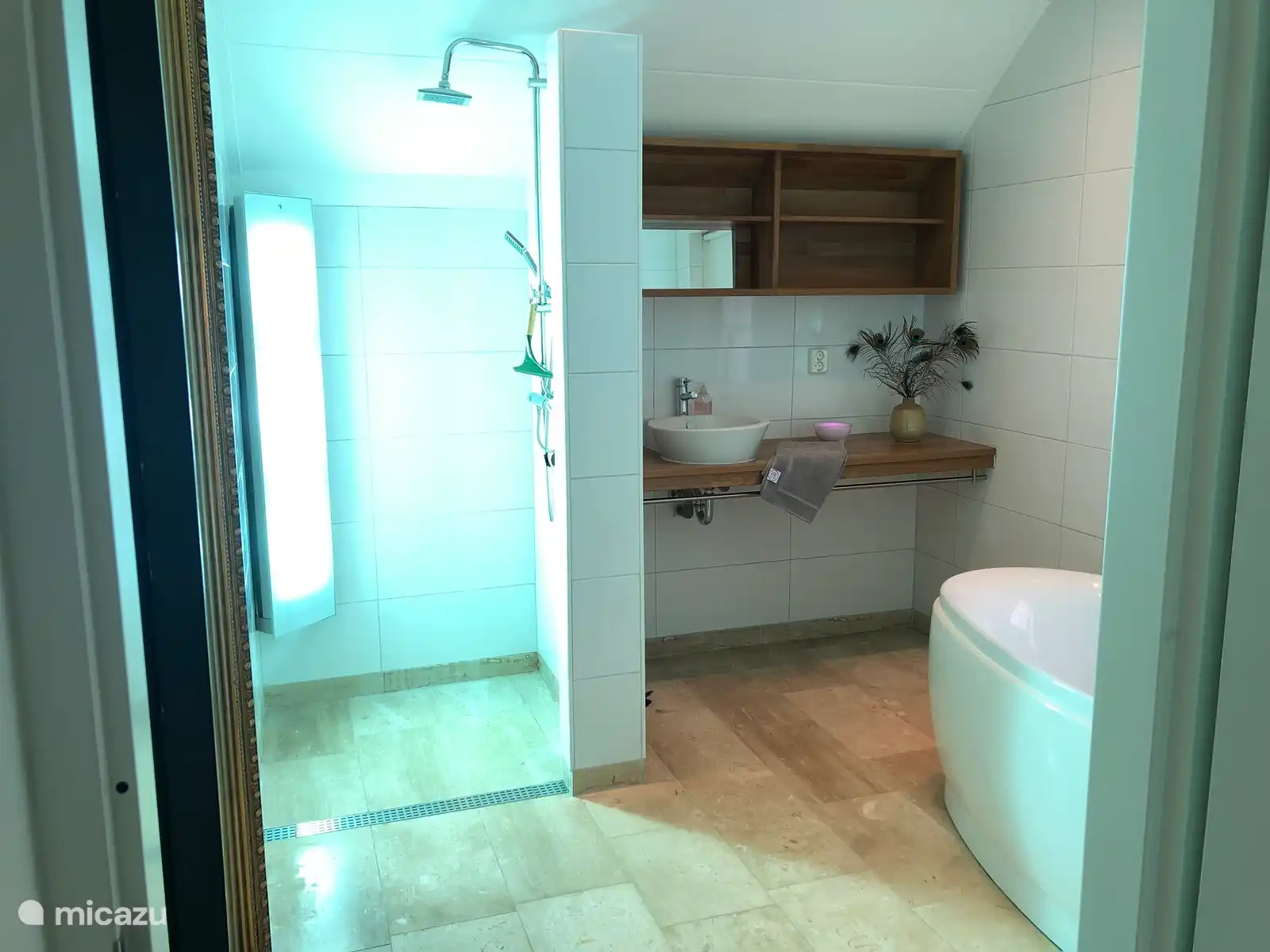 Bruin worden tijdens het douchen met de sunshower