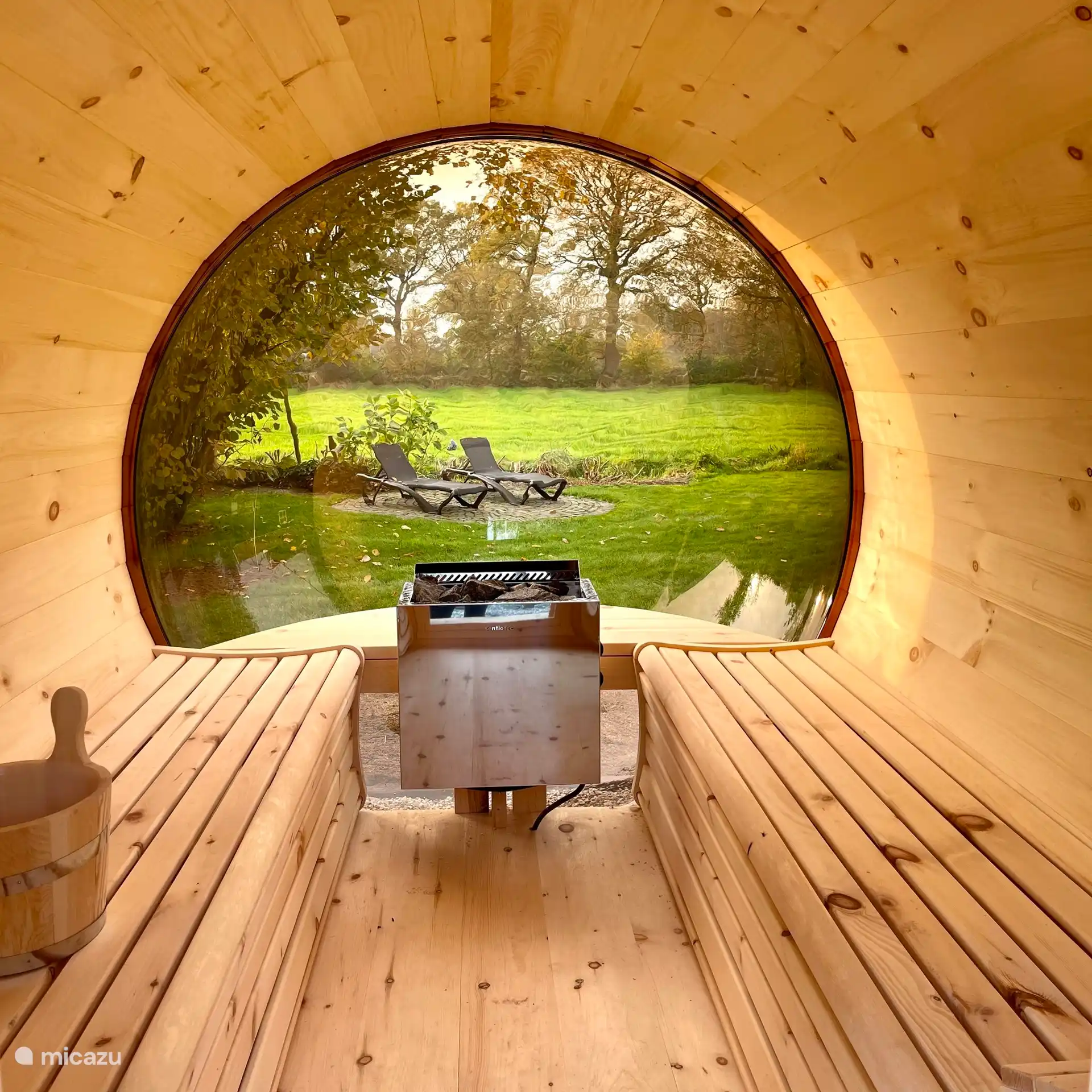Het prachtige uitzicht vanuit de barrelsauna