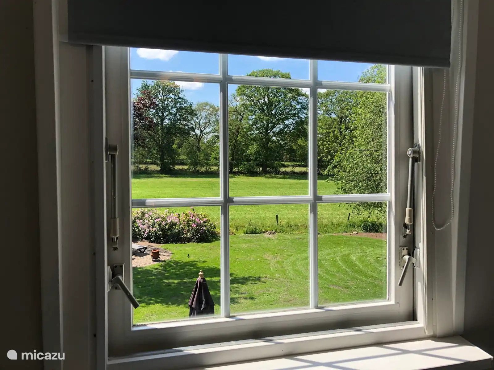 Het uitzicht vanuit de slaapkamer van de Kastanje