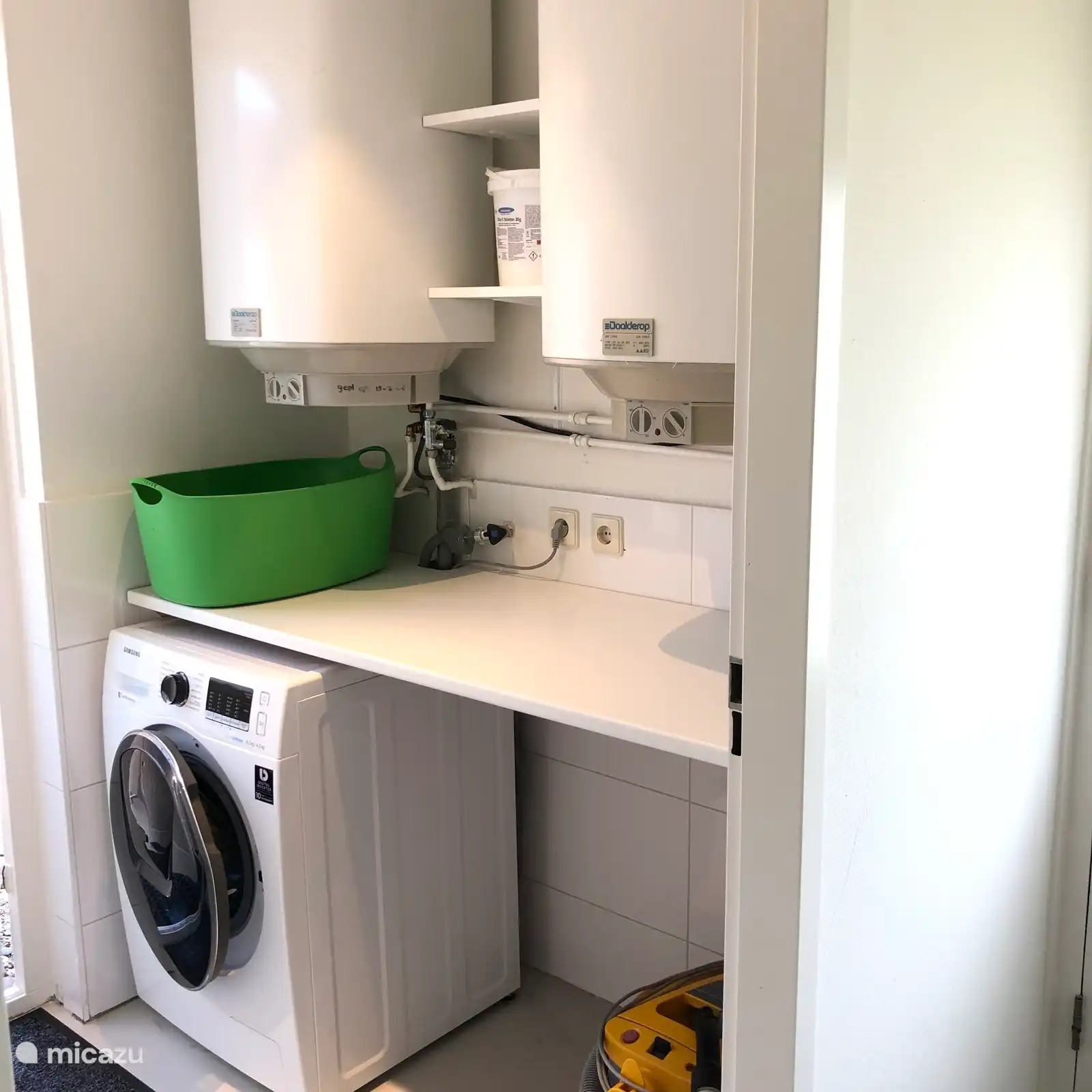 De Kastanje heeft een wasmachine met droog functie