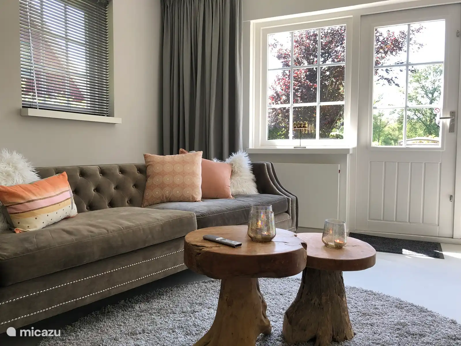 Ruime zitbank van de Kastanje