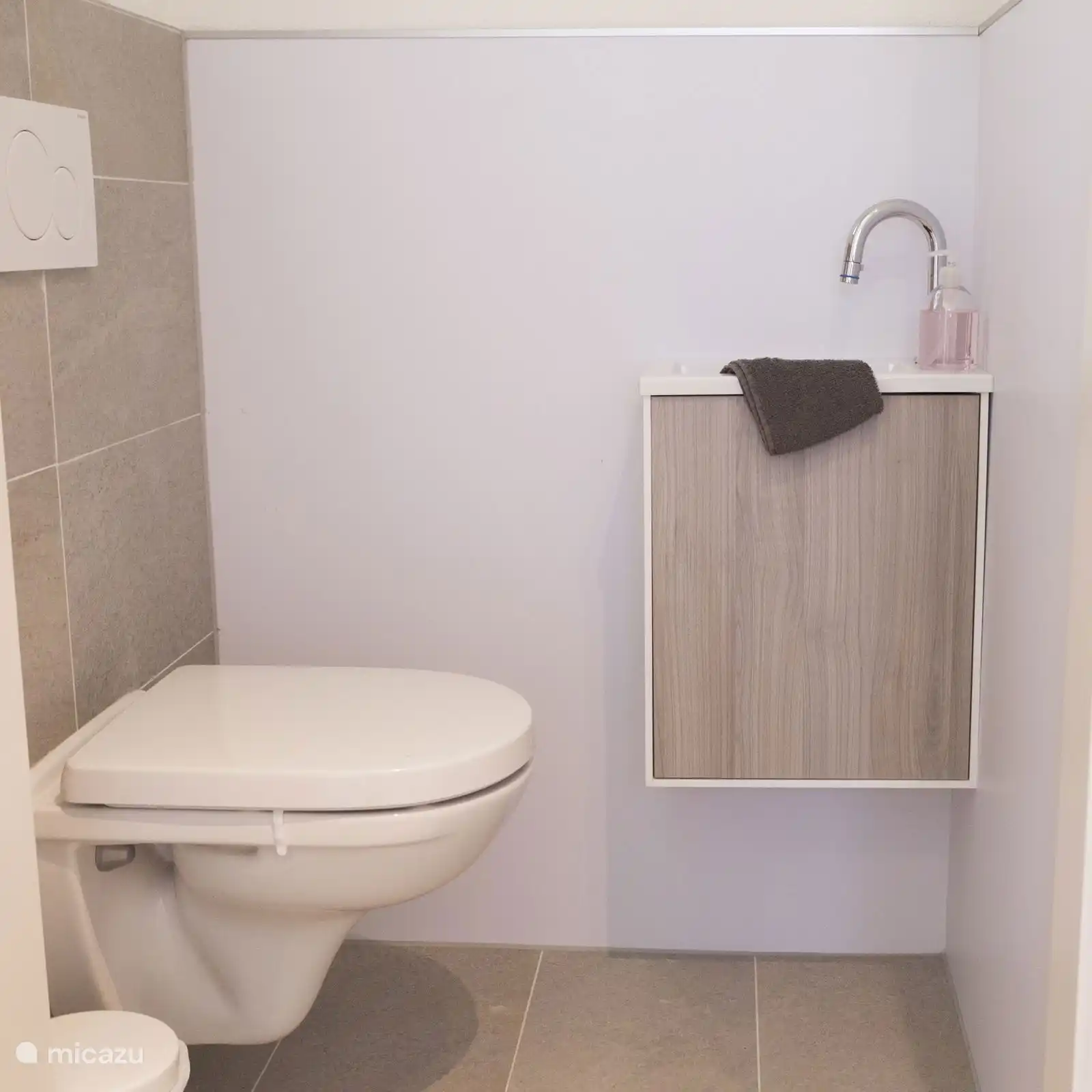 Toilet van de Koolmees