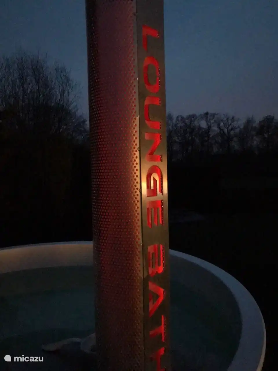 Le soir, dans le jacuzzi