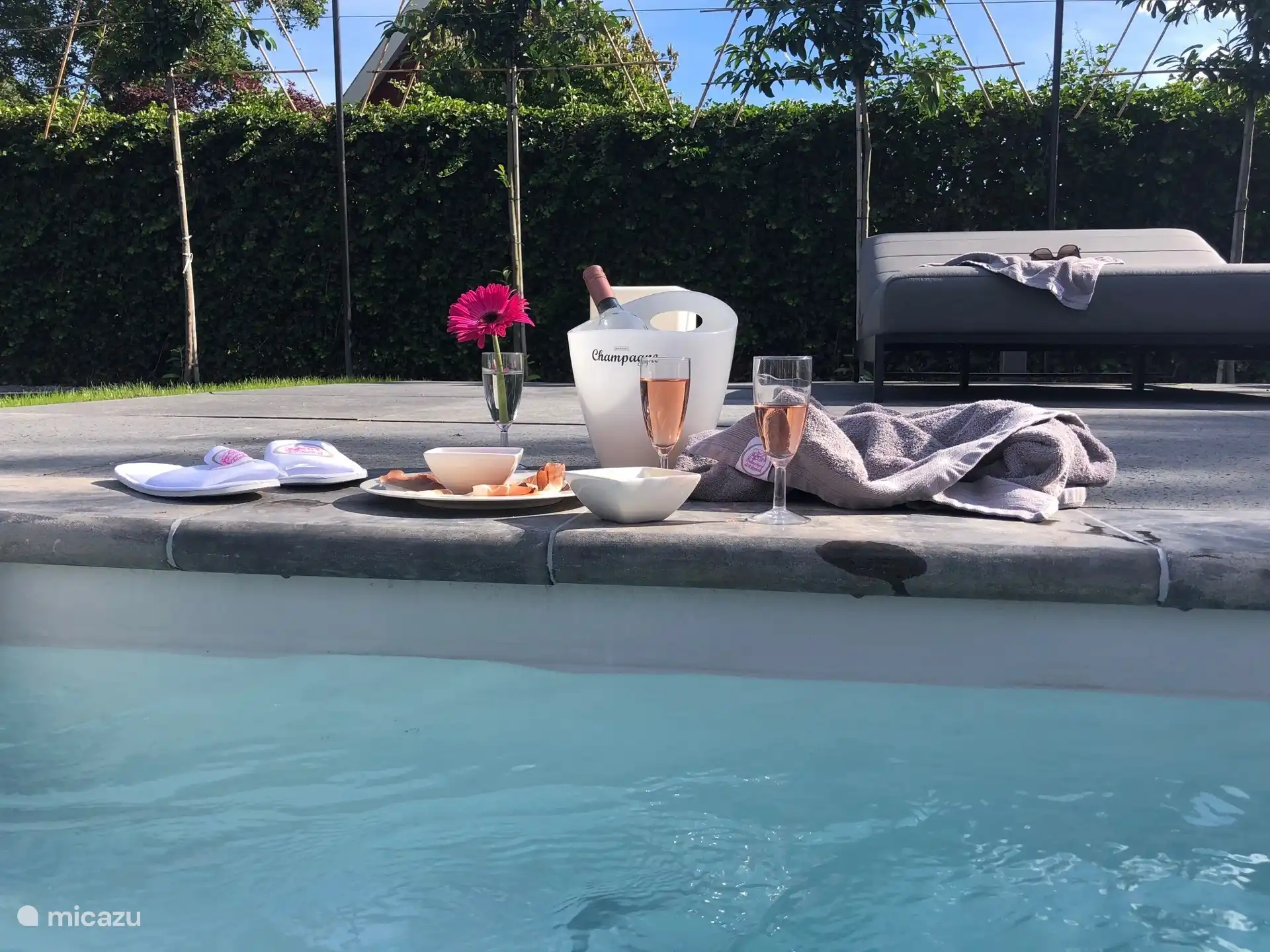 Onthaasten in je eigen privé zwembad