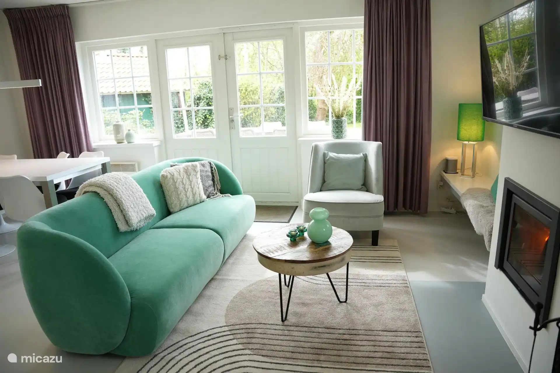 Woonkamer met openhaard