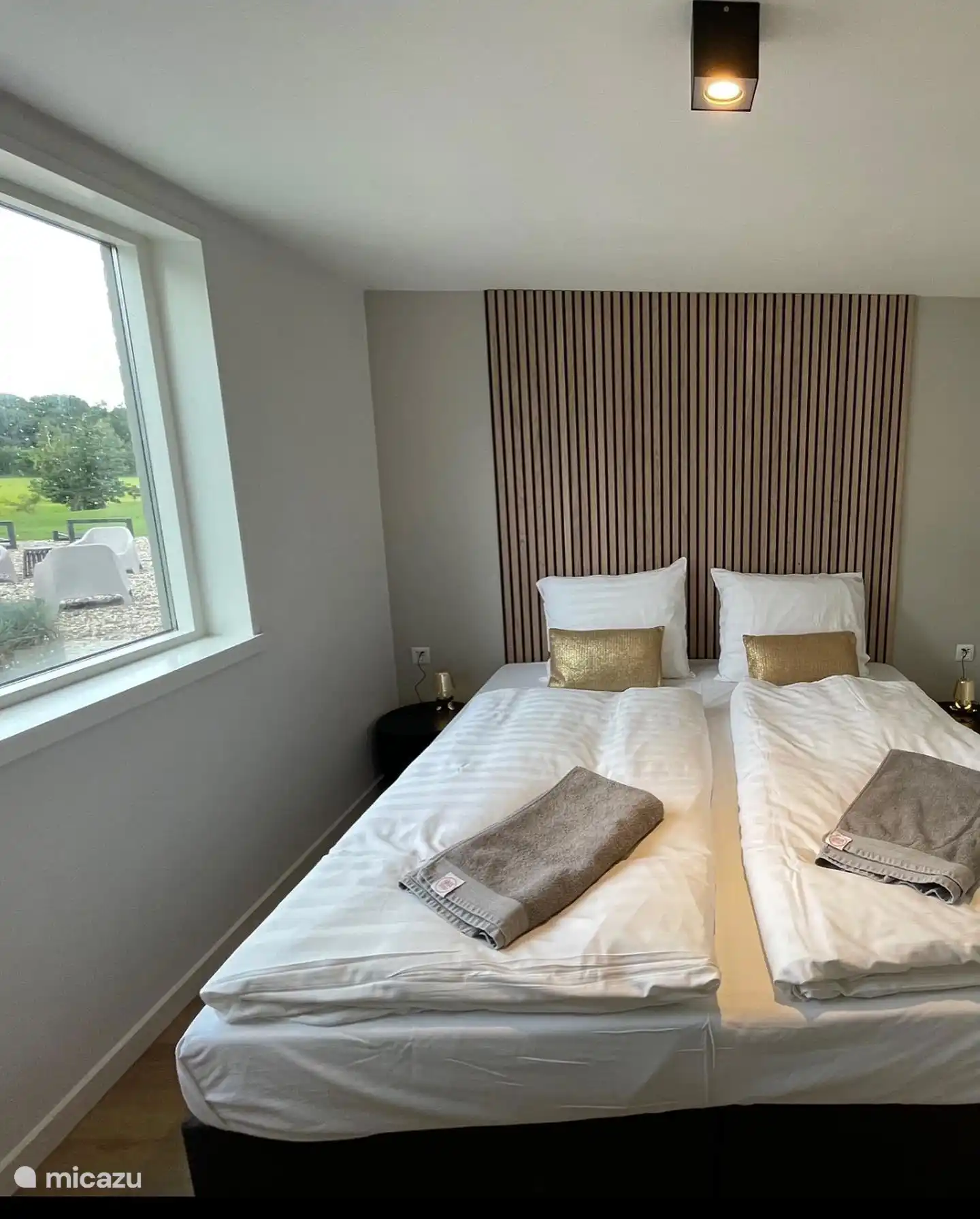 Slaapkamer met uitzicht over de Achterhoekse velden