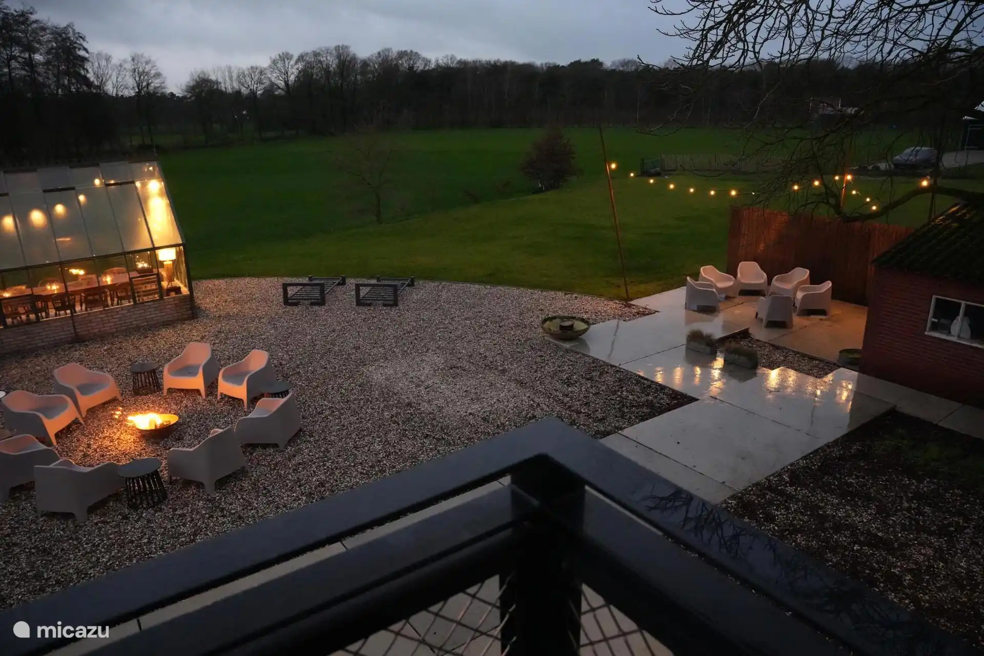 Uitzicht vanuit het balkon