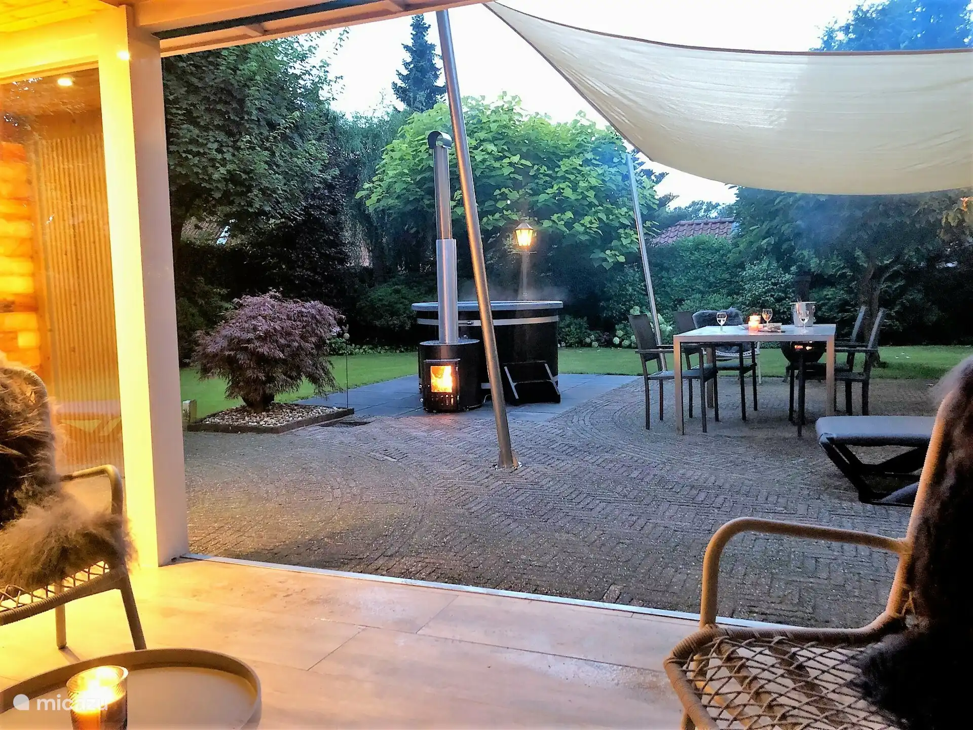 Le jardin avec une intimité totale 