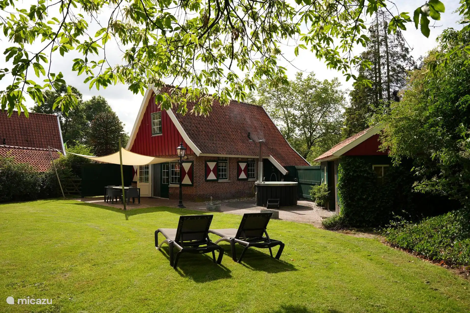 Luxe accommodatie, Nederland, Gelderland, Lievelde, vakantiehuis  Het Roodborstje met hottub en sauna