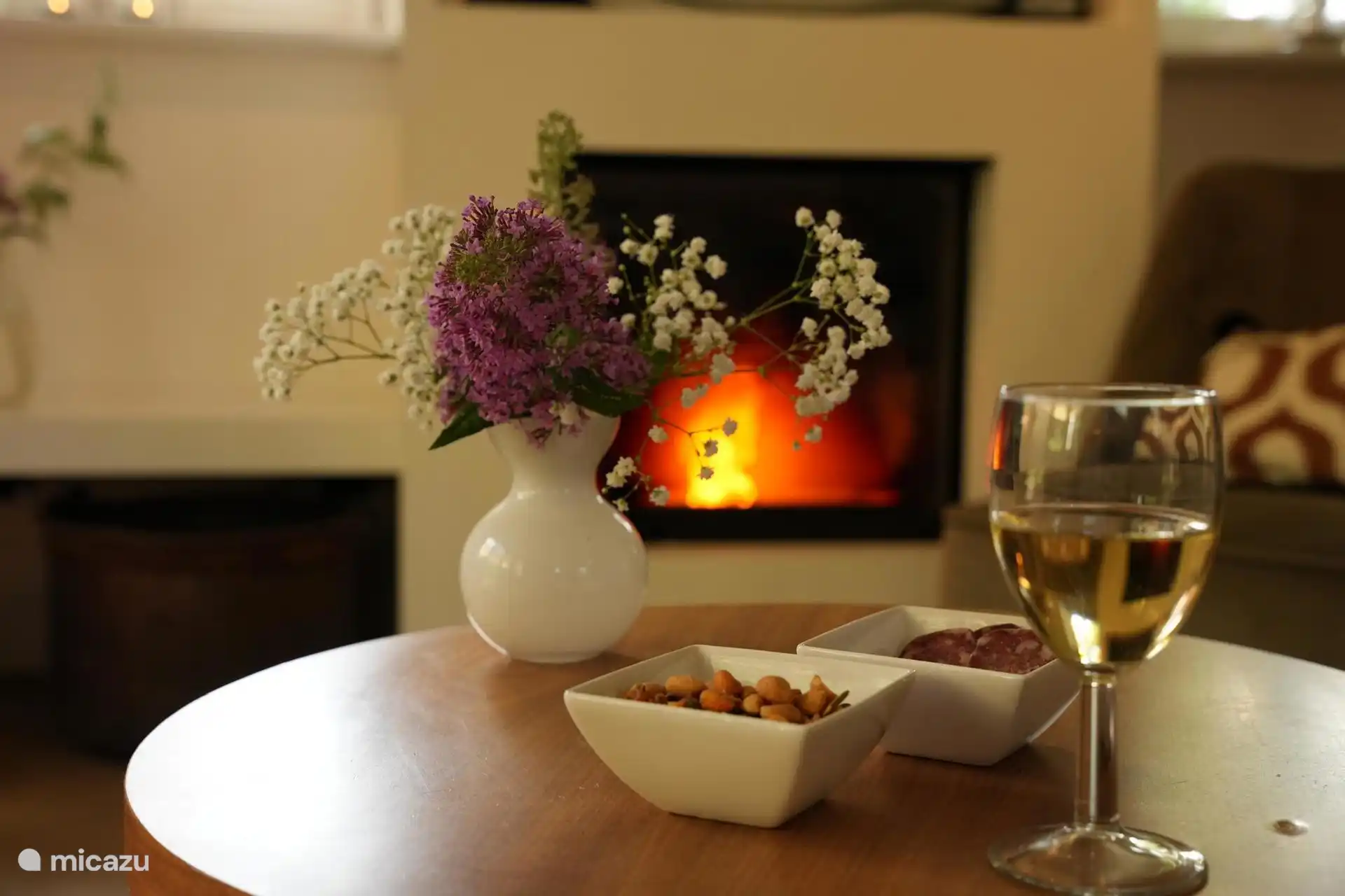 Woonkamer met openhaard