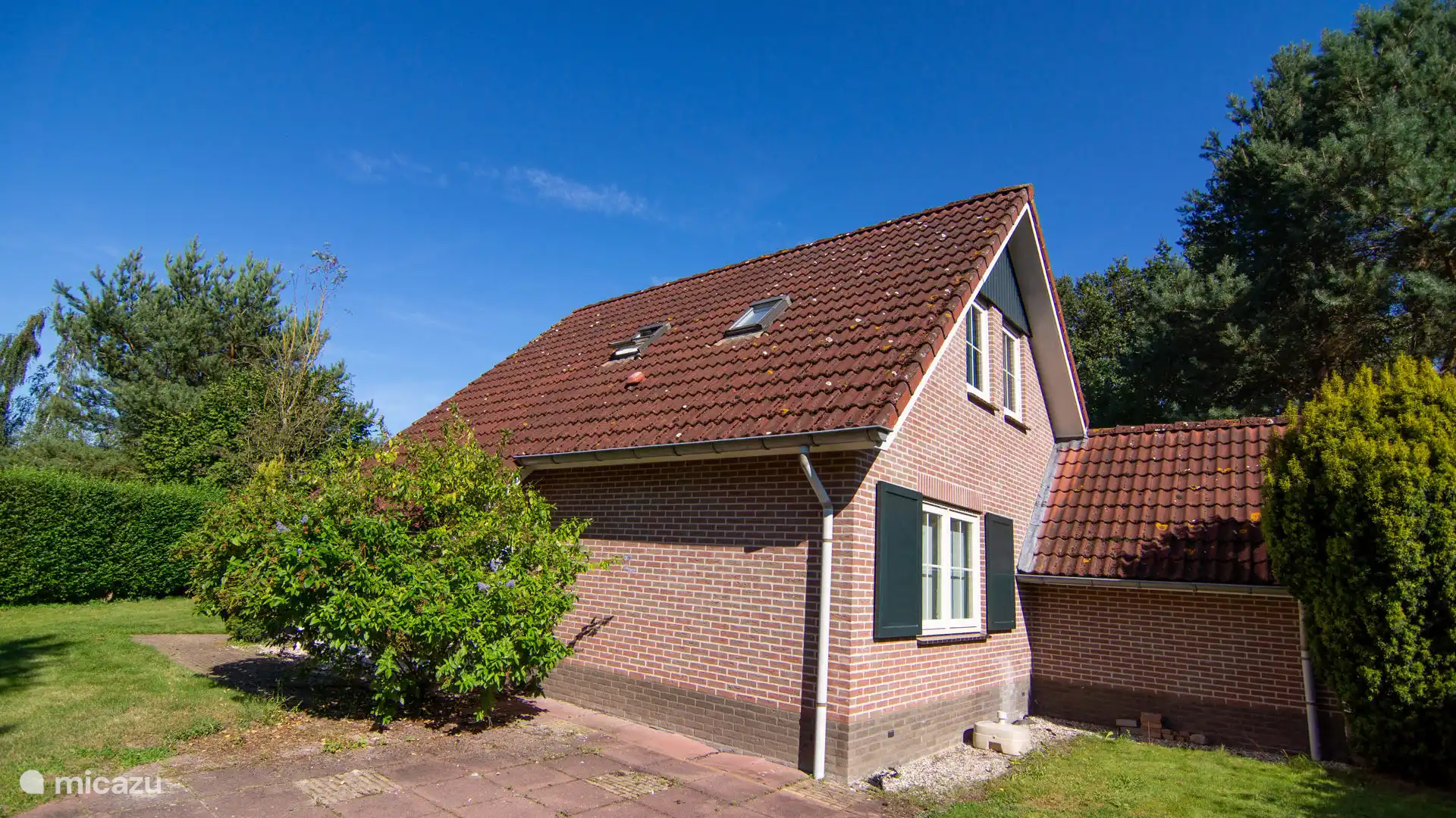 Zijkant woning