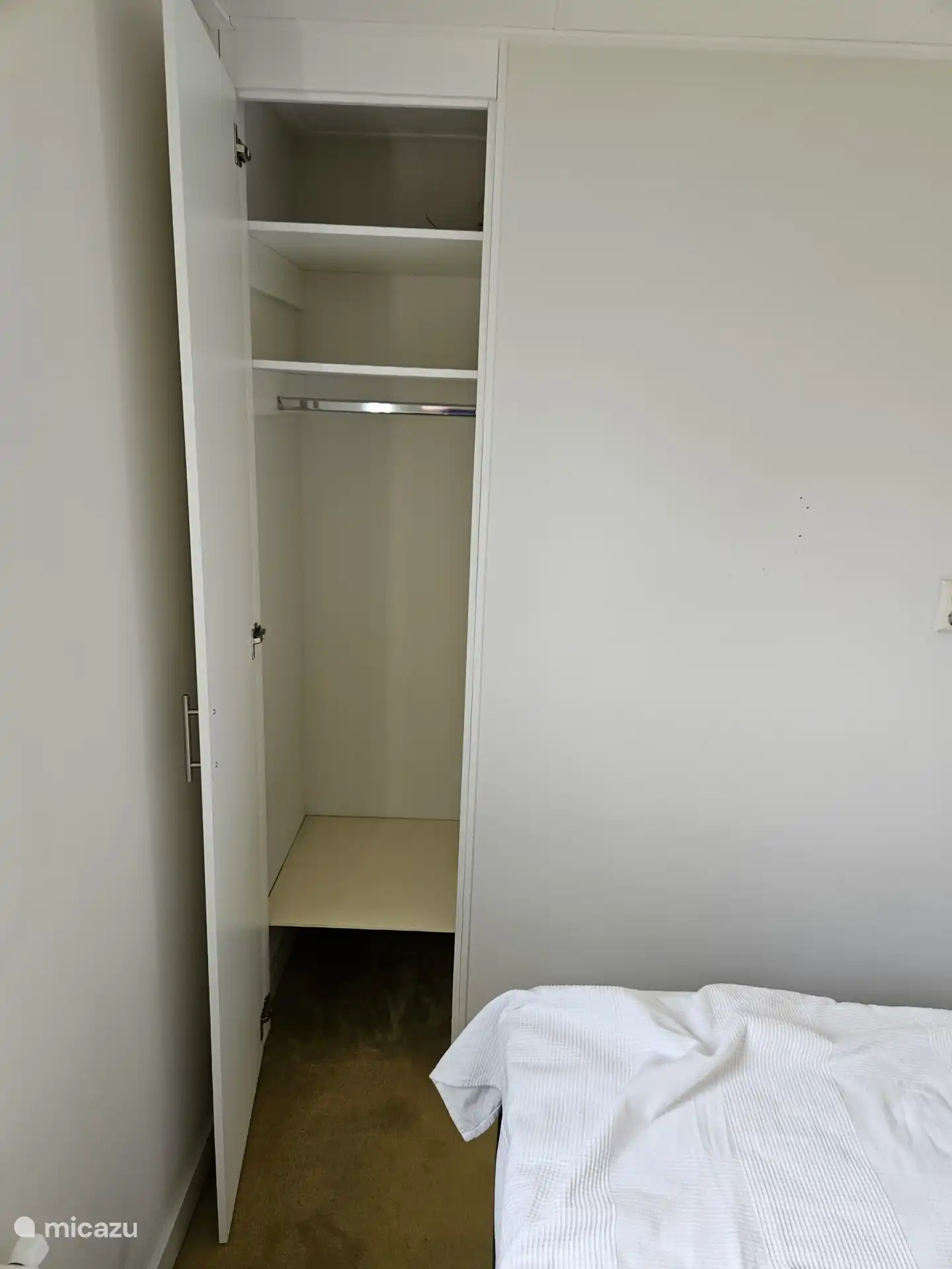 Kledingkast slaapkamer