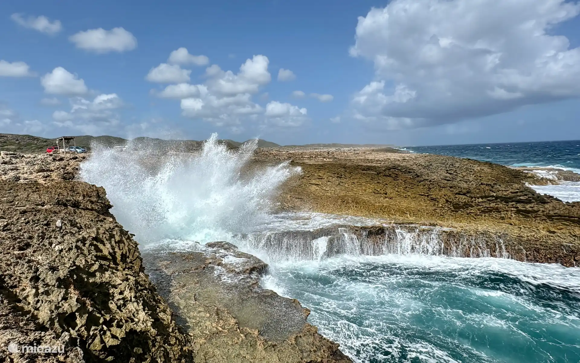 Wild sea at Shete Boka National Park