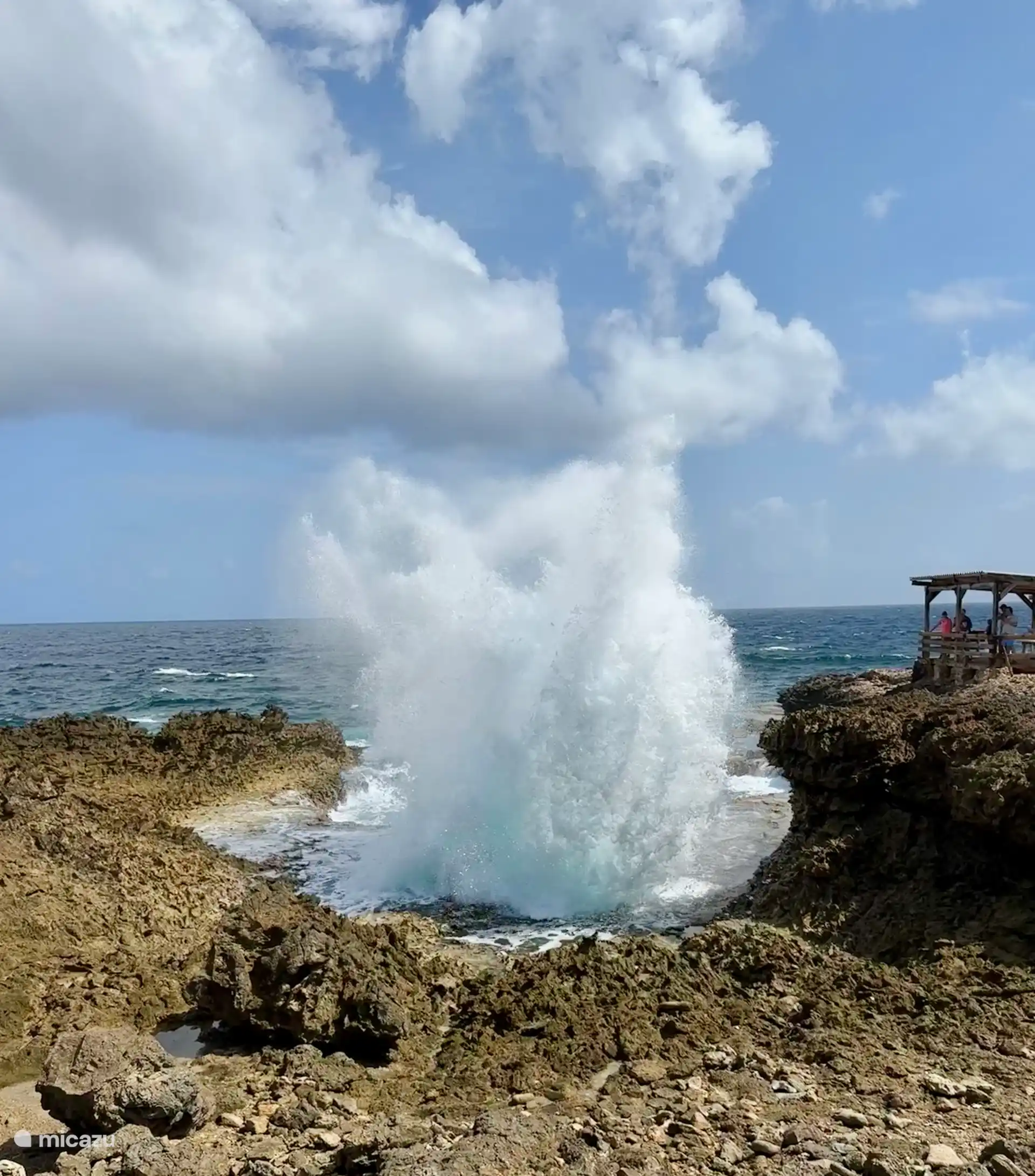 Wild sea at Shete Boka National Park