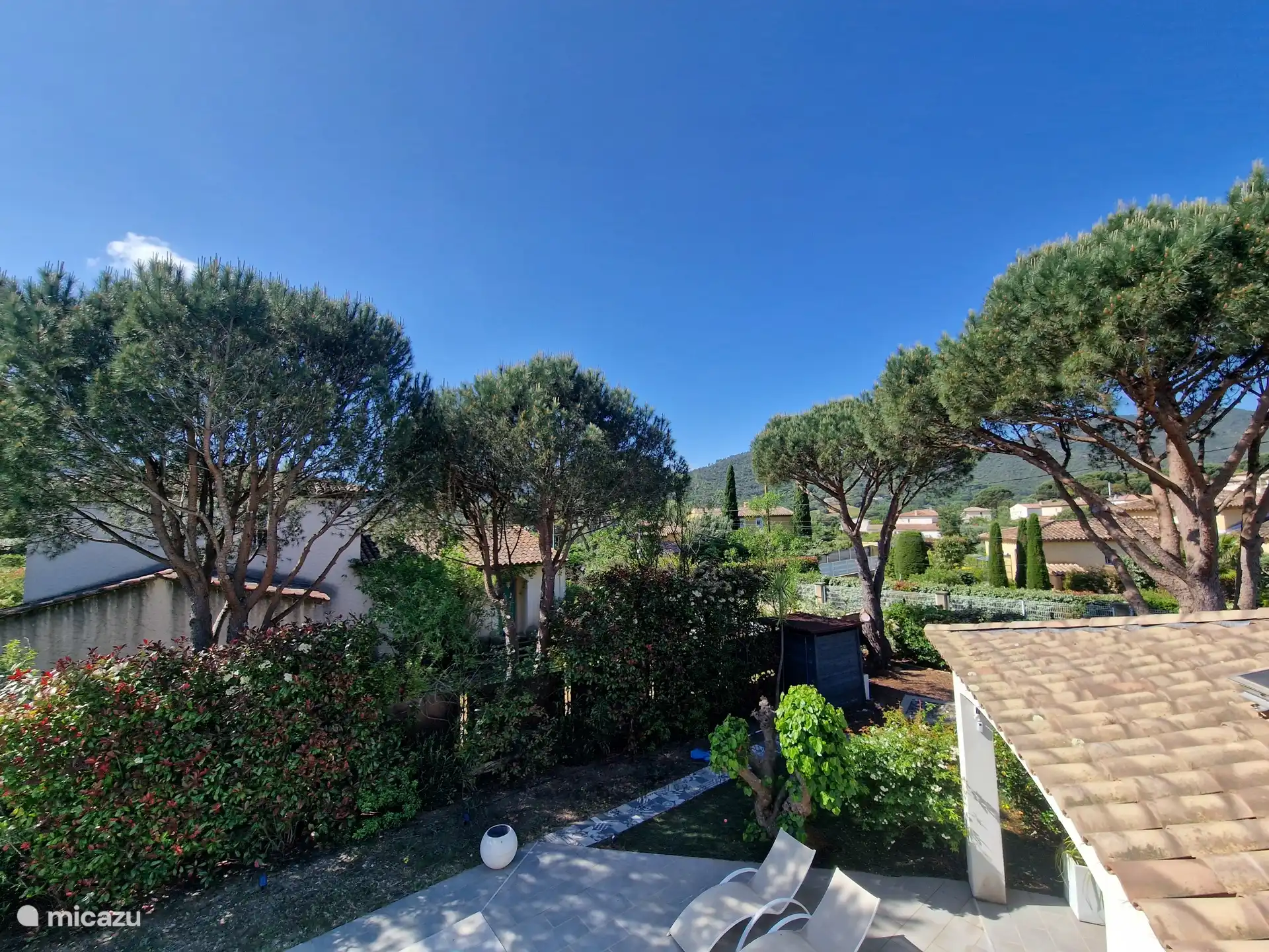 Uitzicht vanaf 1e etage