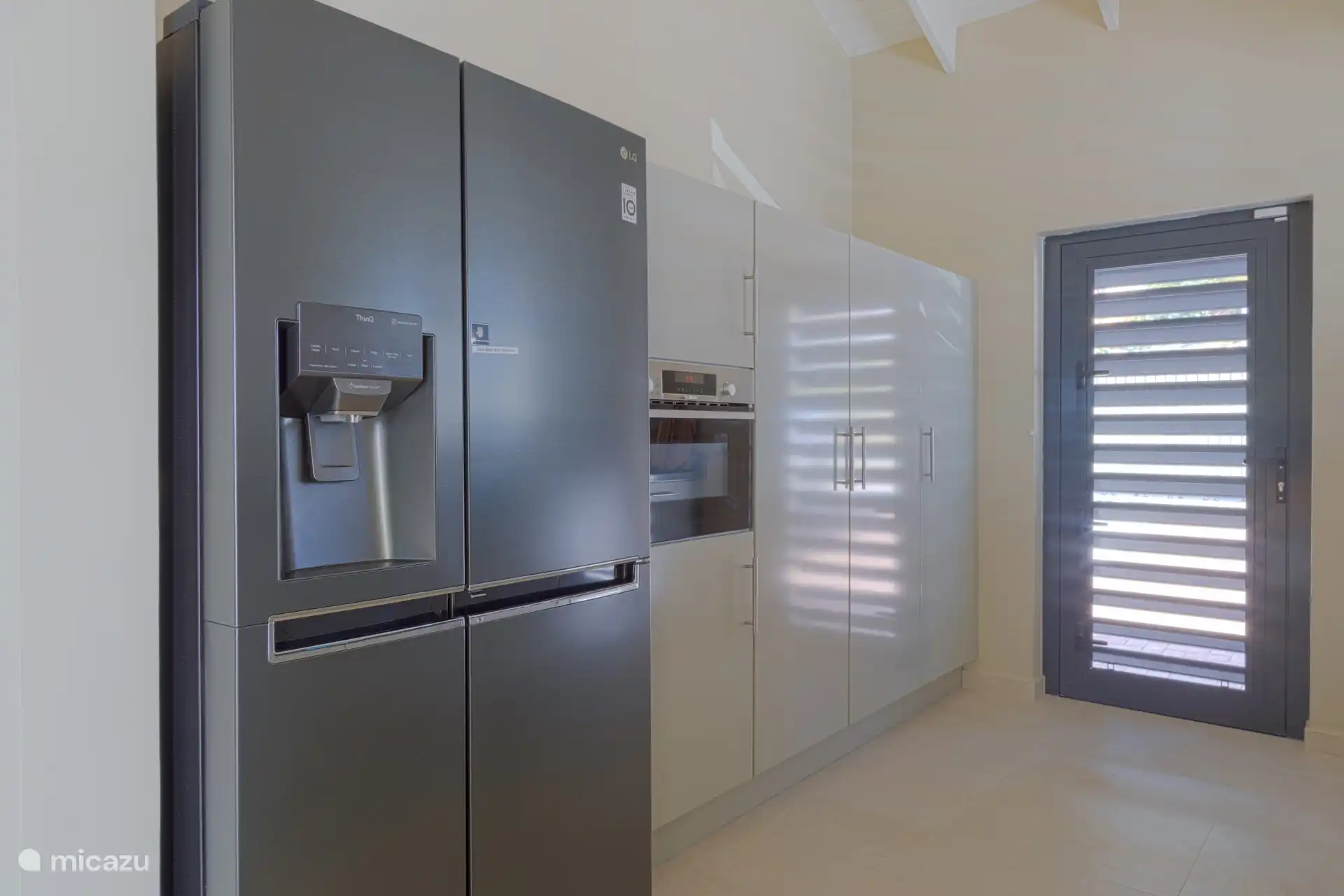 Grote Amerikaanse koel/diepvries combinatie.