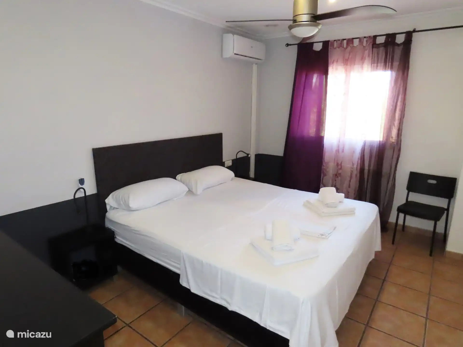 Des chambres spacieuses où les lits peuvent être utilisés comme lits simples ou doubles. 