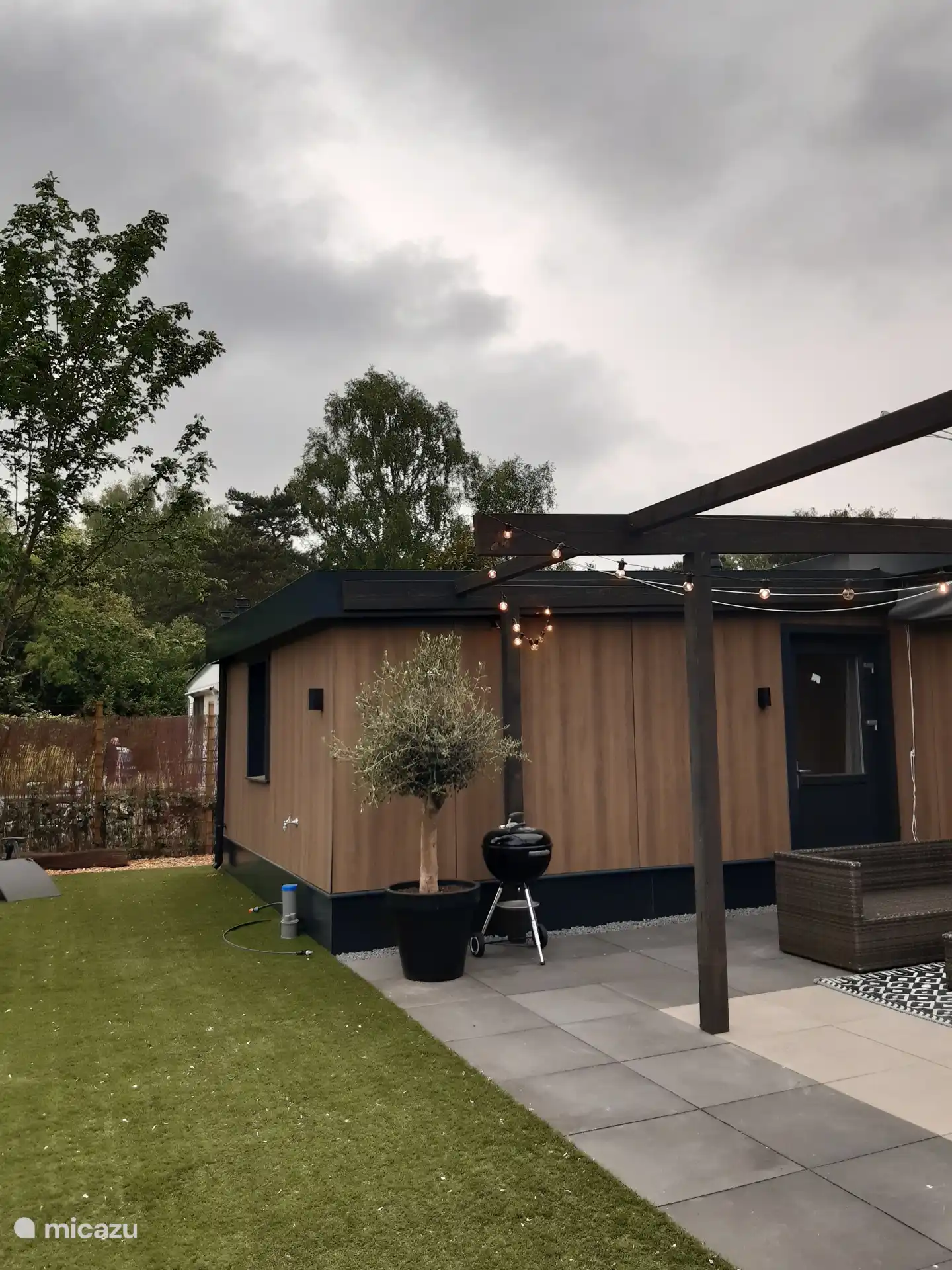 De BBQ staat voor u klaar