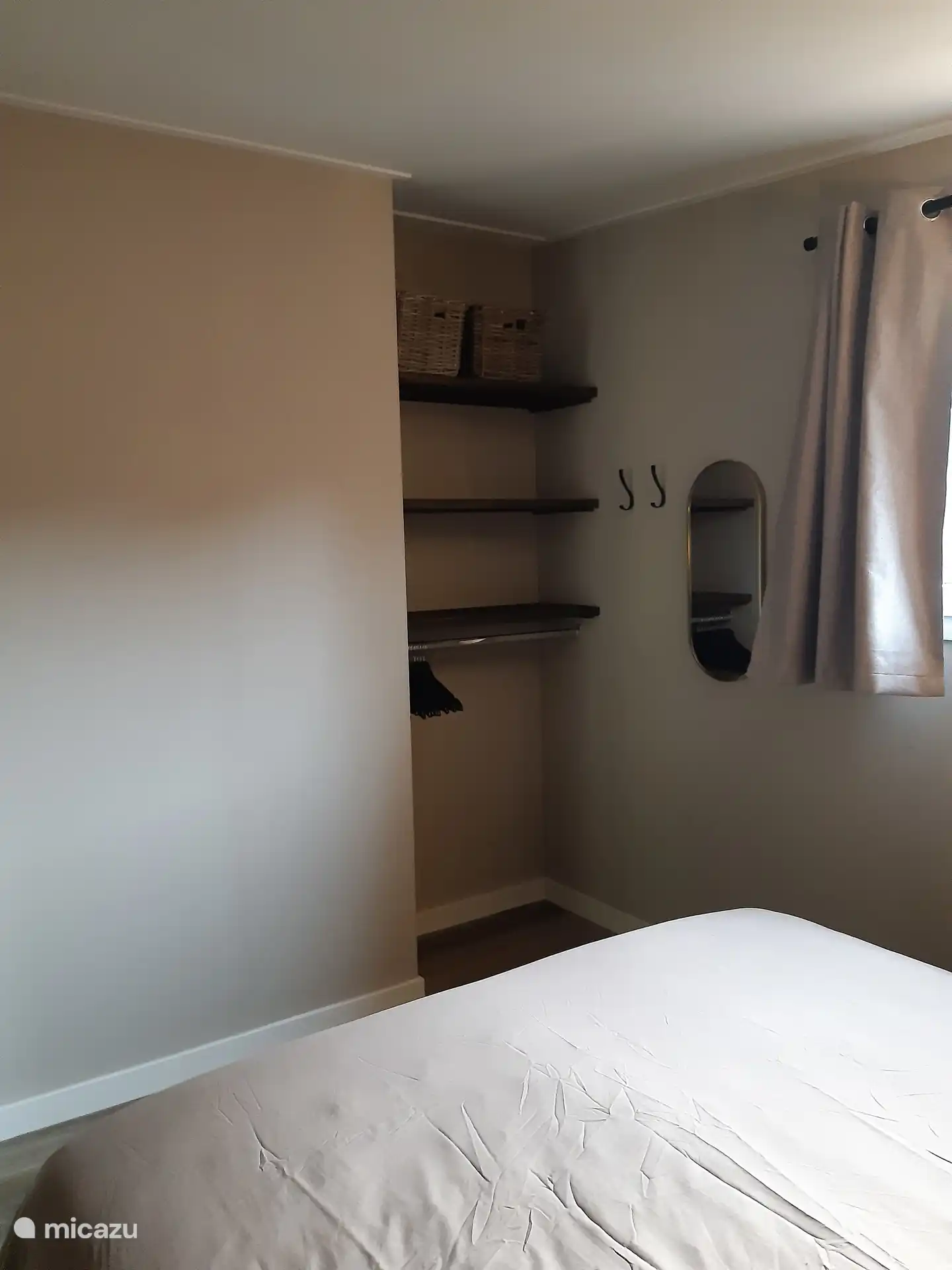 Voldoende opbergruimte voor kleding. 
