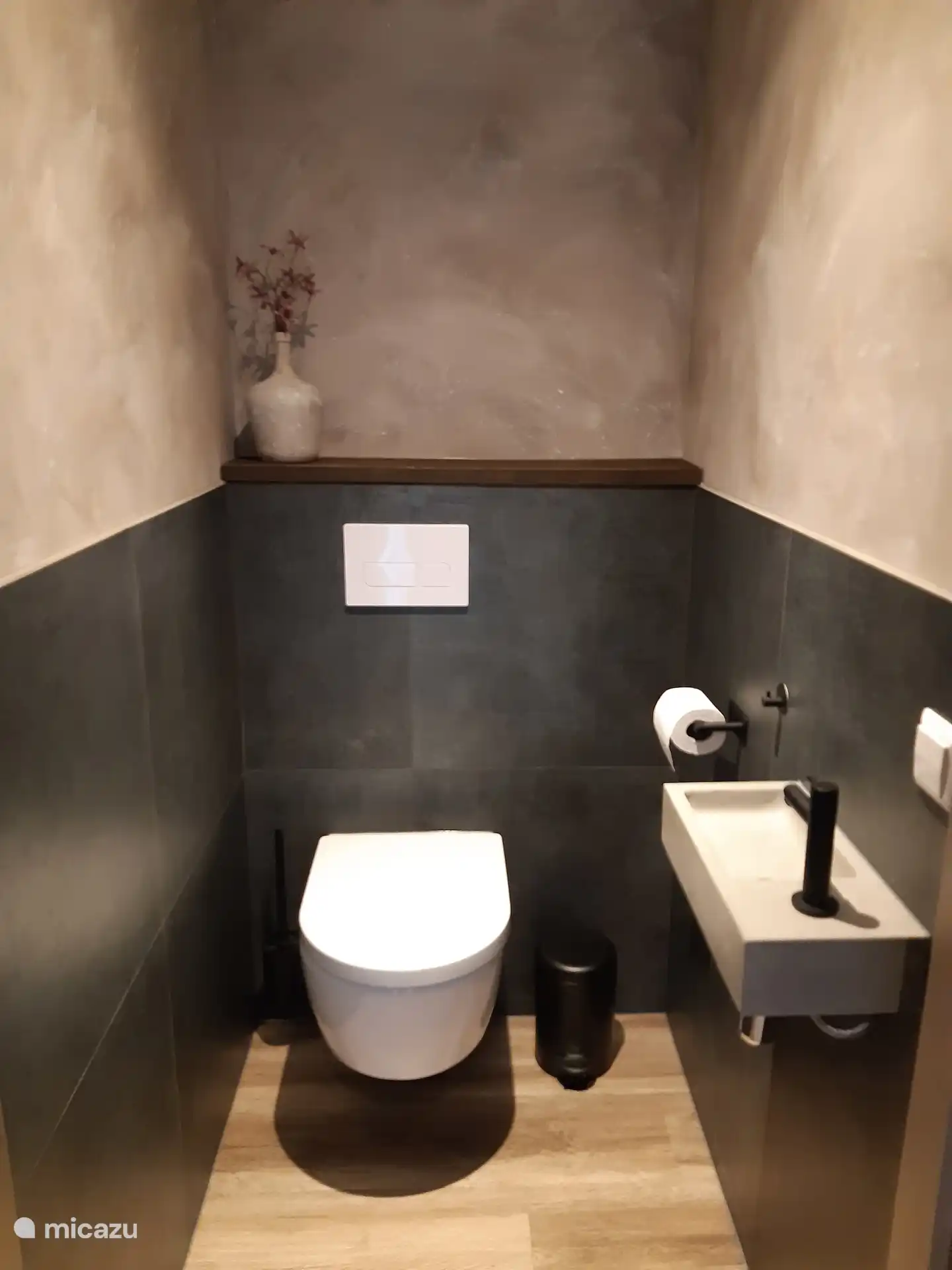 Toilet in een aparte ruimte