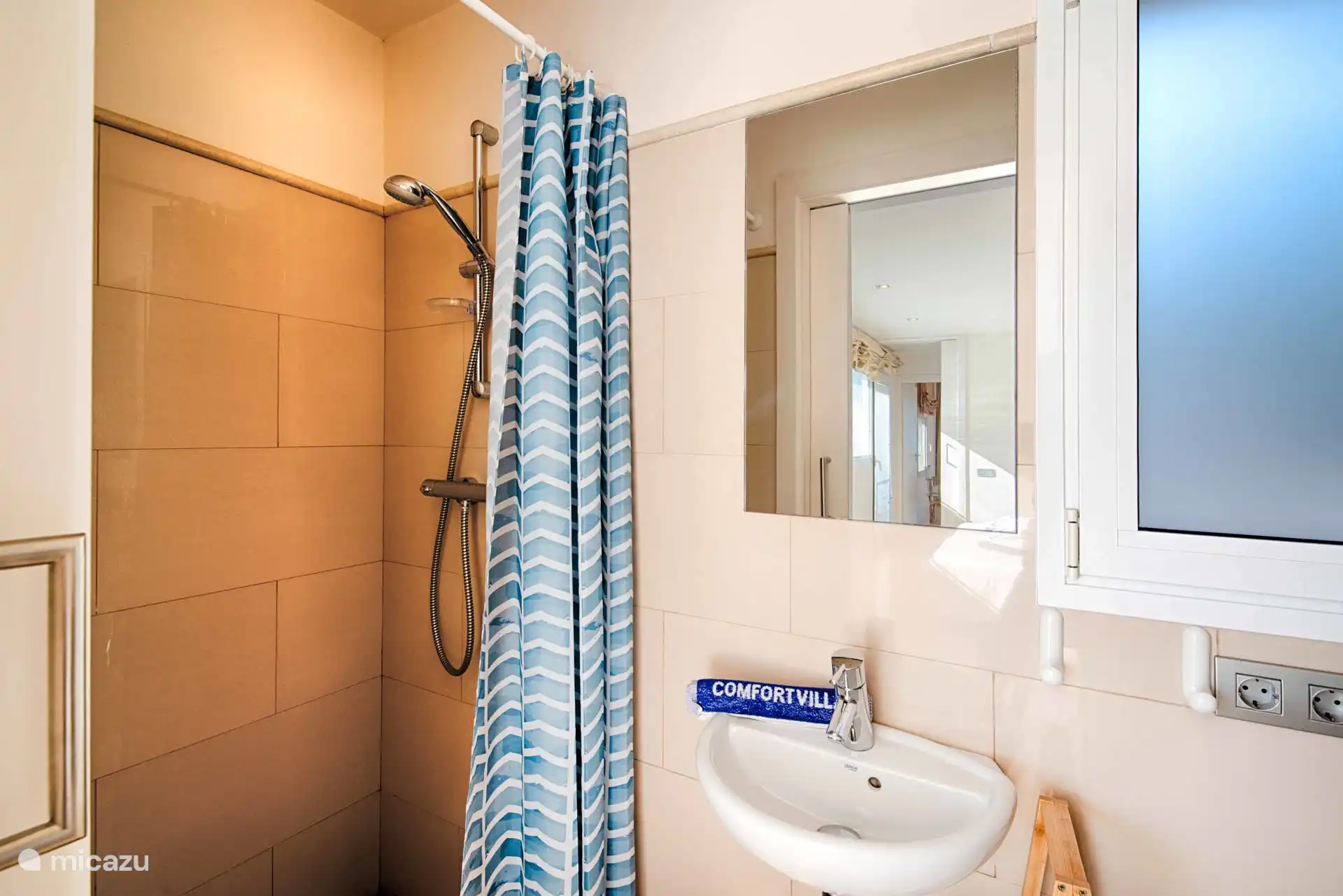 Casa principal de baño 2