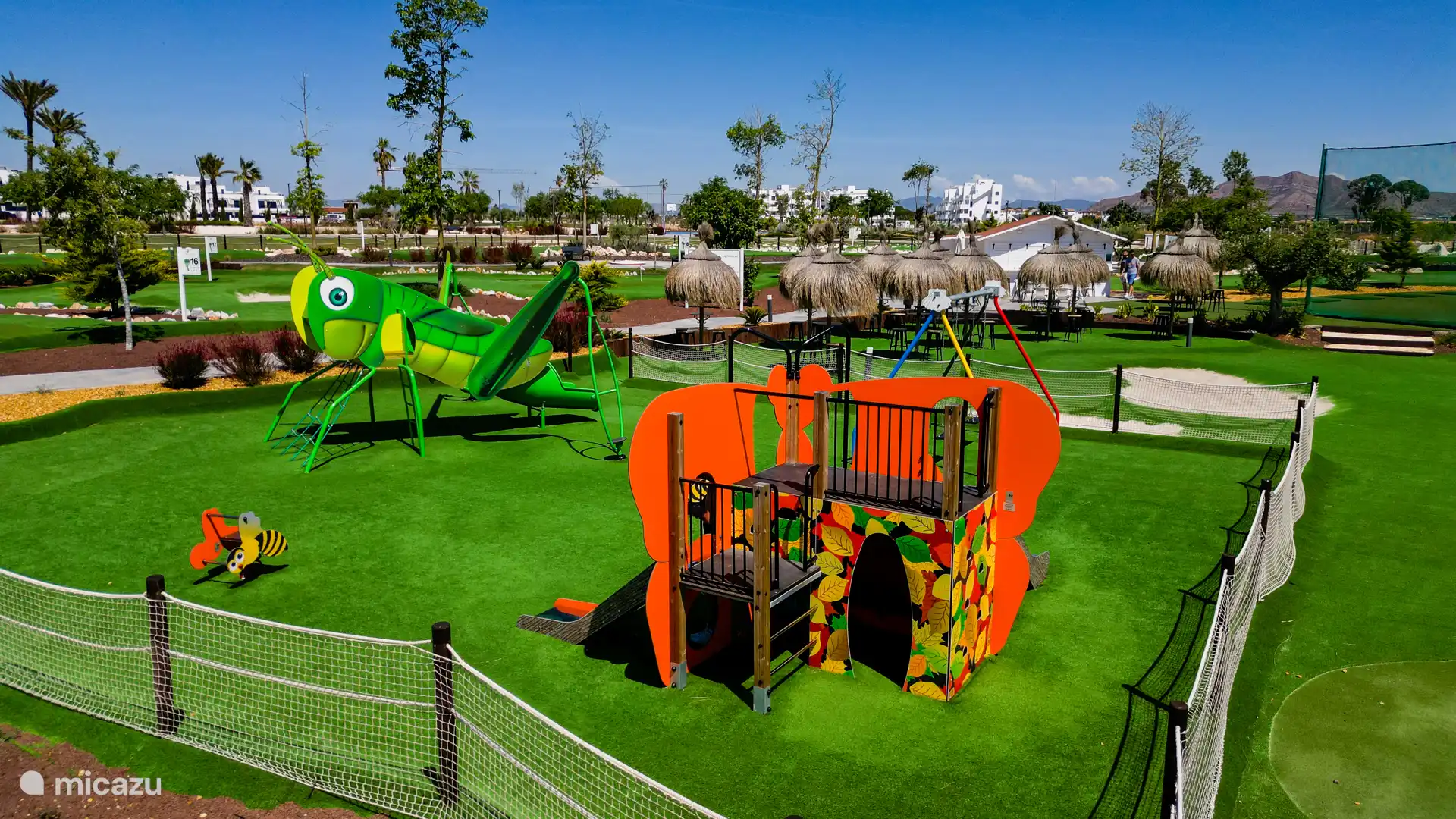 speeltuin en adventure golf