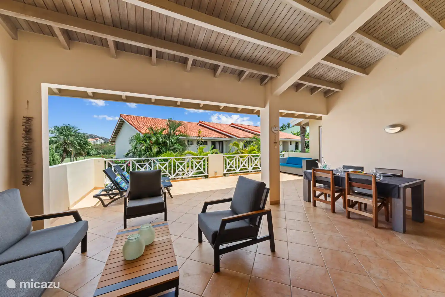 Terrasse très spacieuse