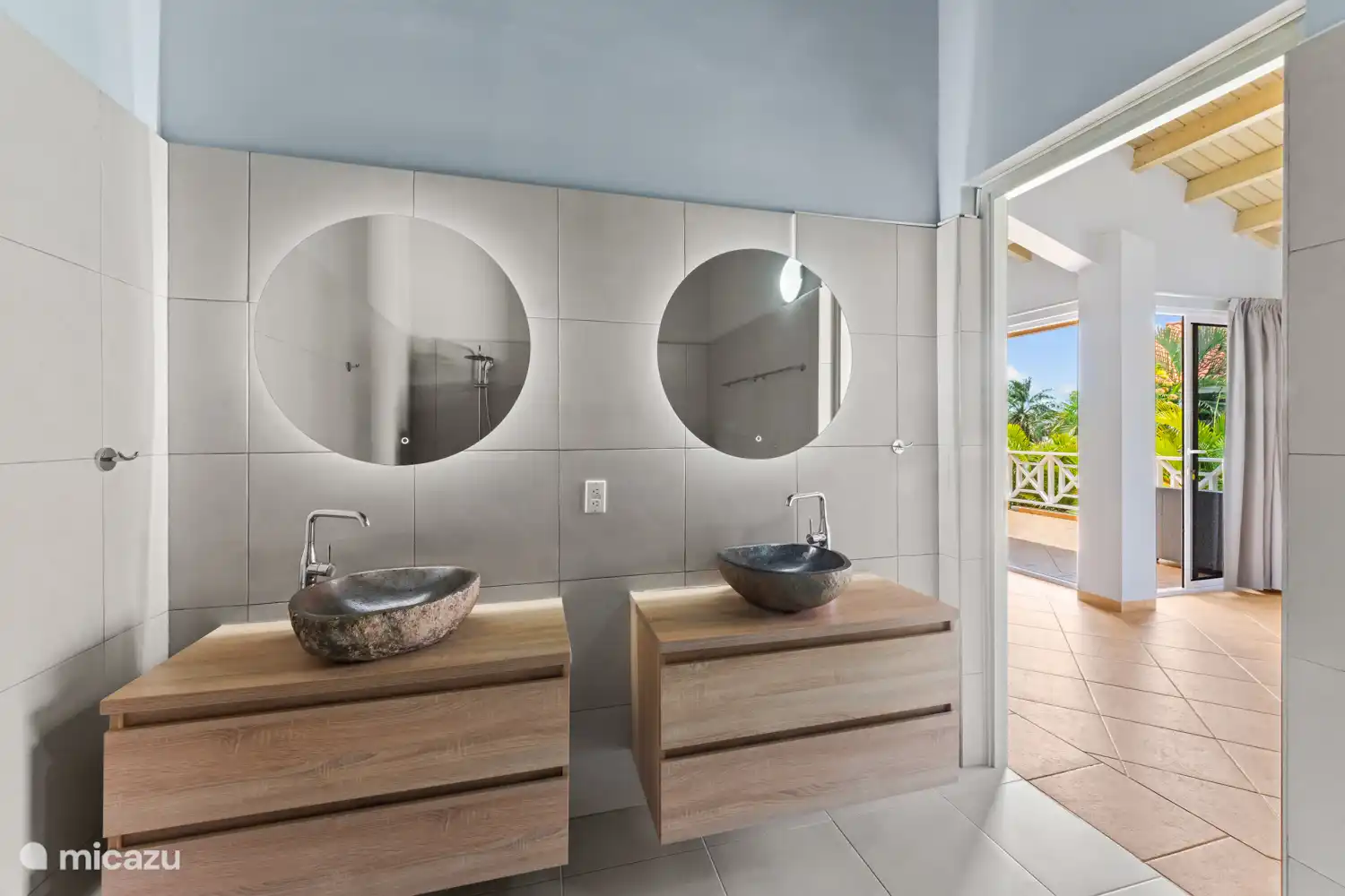 Salle de bain principale