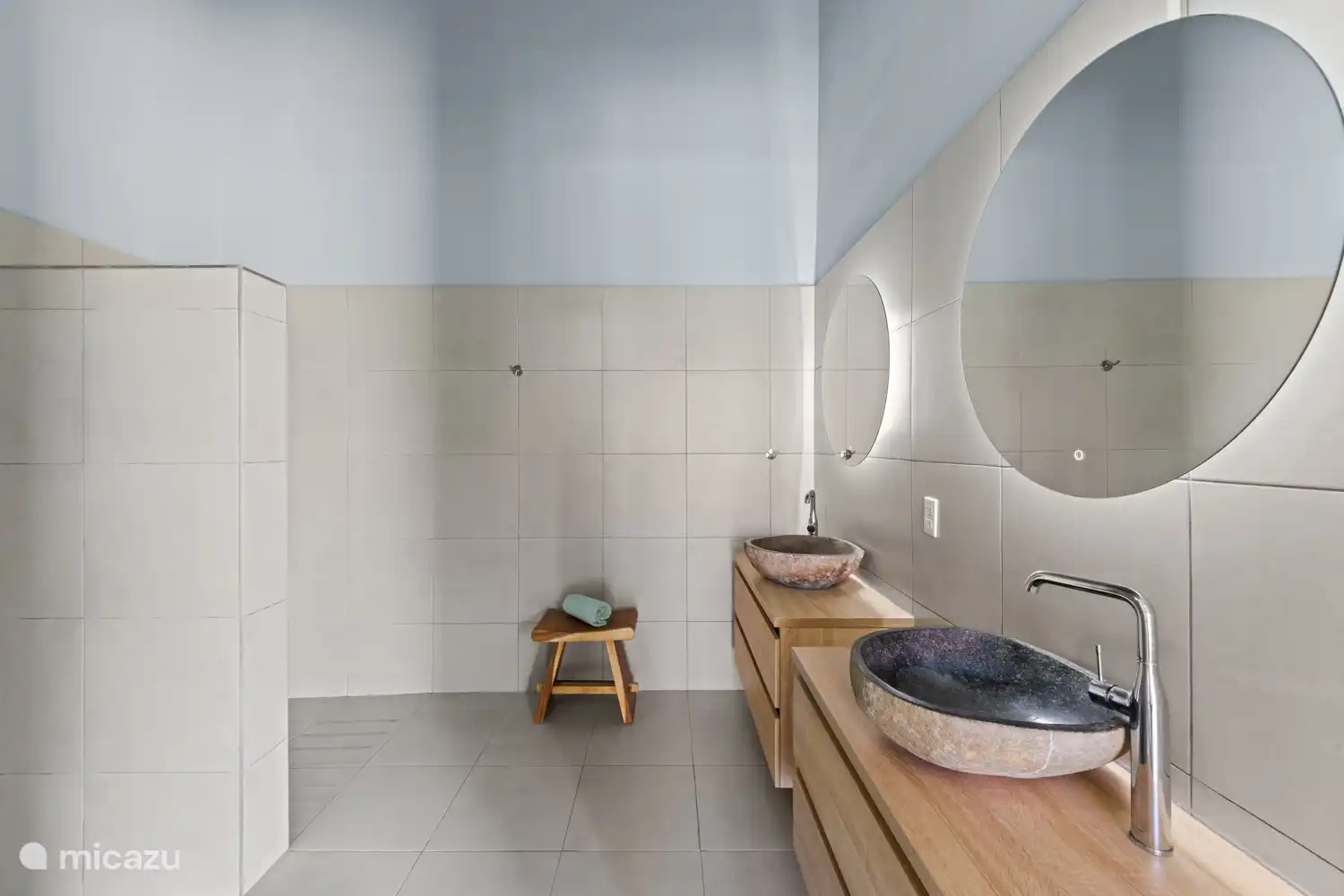 Salle de bain principale