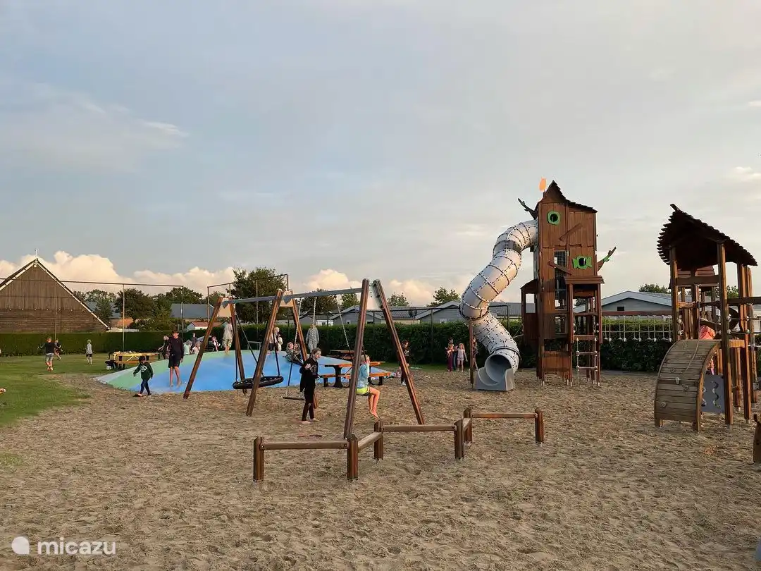 Aire de jeux au parc