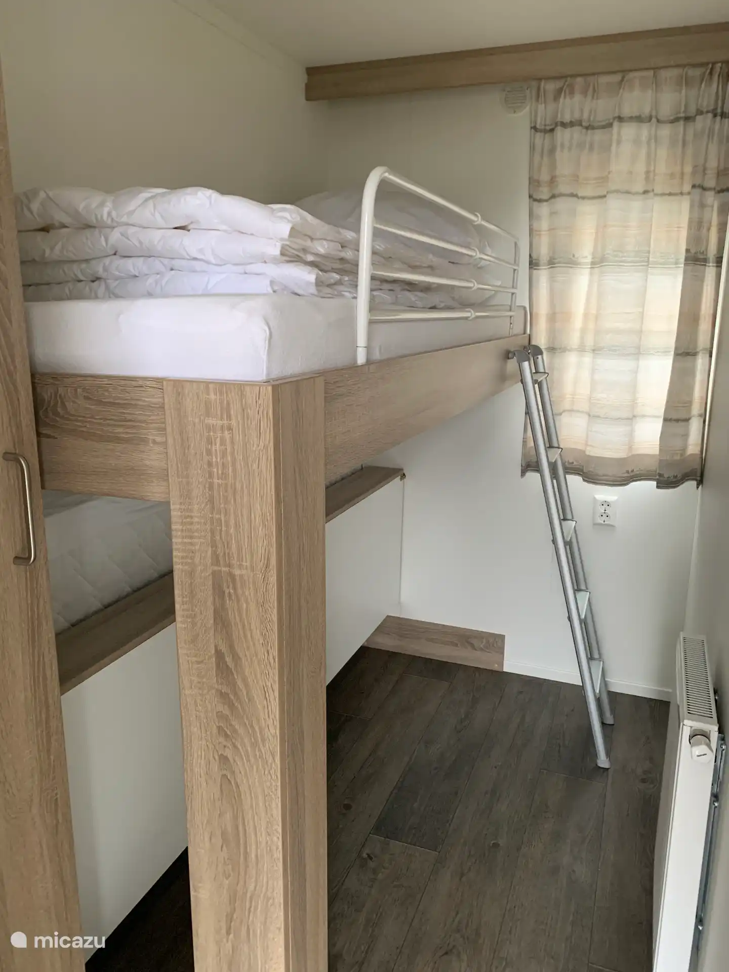 Chambre 2
1 lit superposé pour 2 personnes